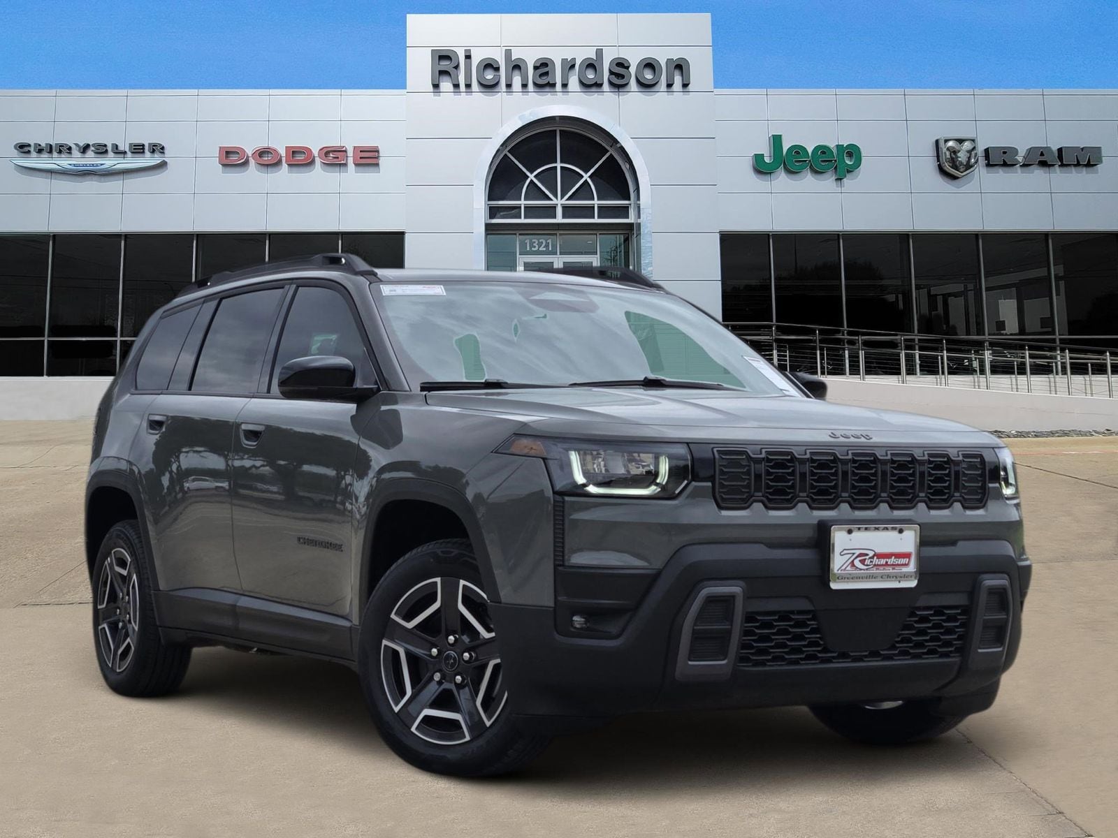 2026 Jeep Cherokee Limited HEV 4X4's photo
