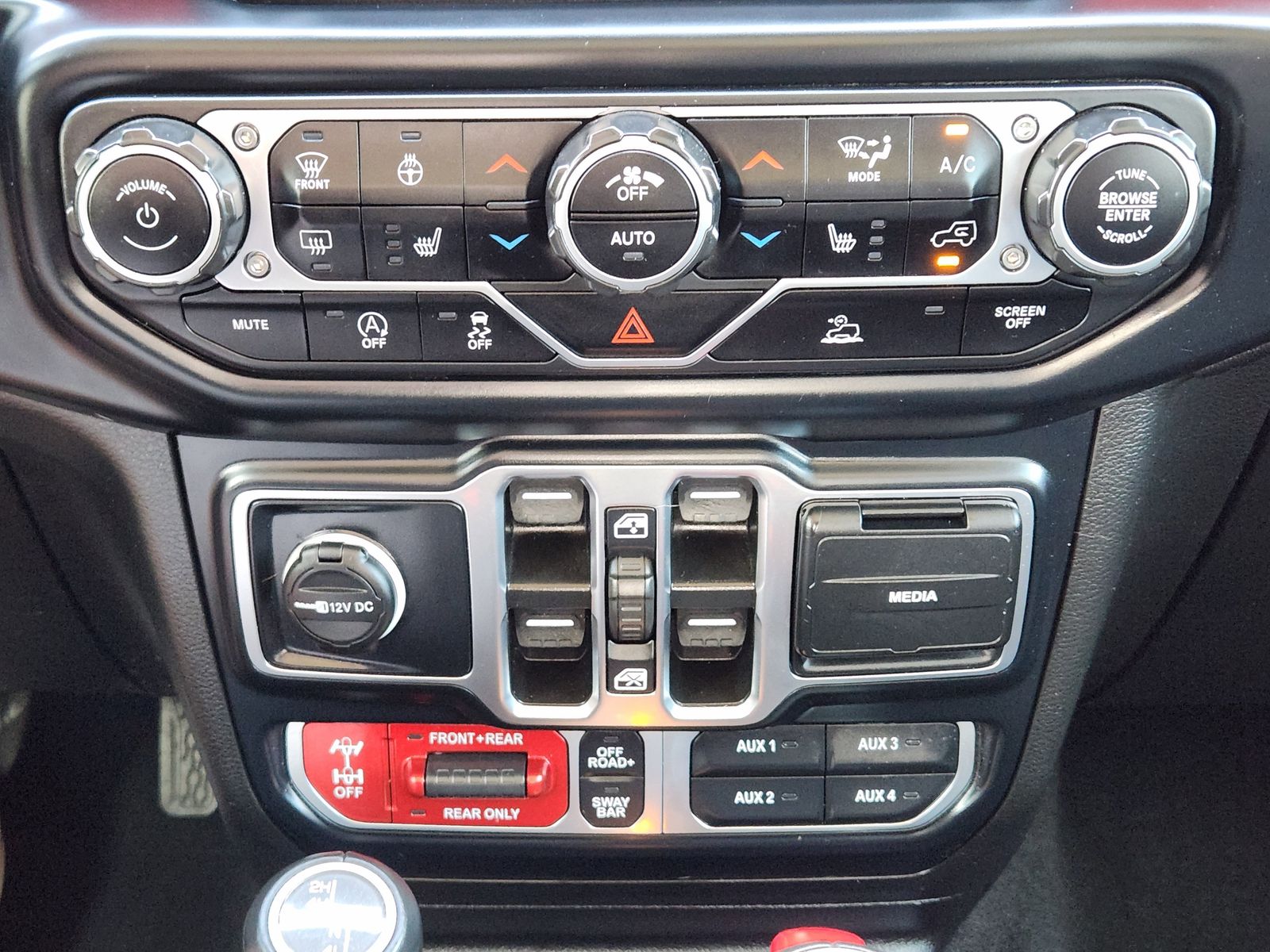 Certified Used 2023 Black Jeep Rubicon image 27