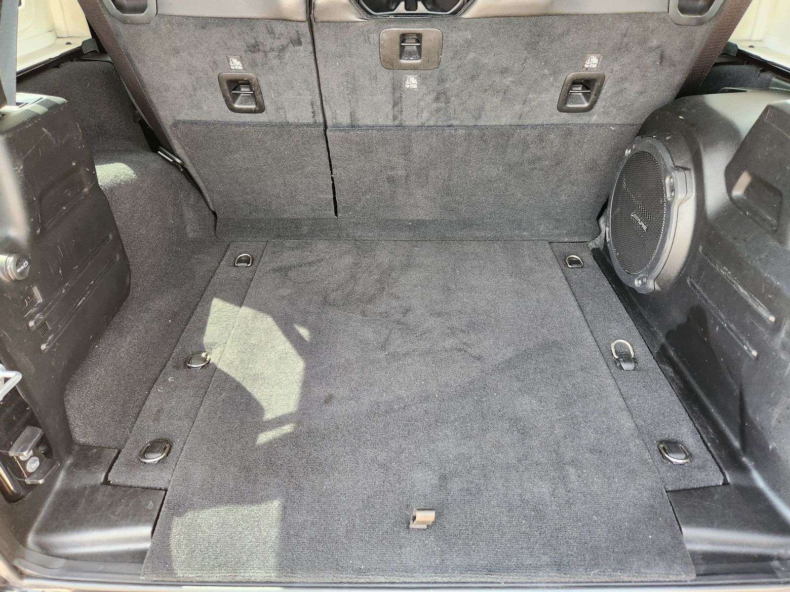 Used 2022 Black Jeep Unlimited Sahara image 41