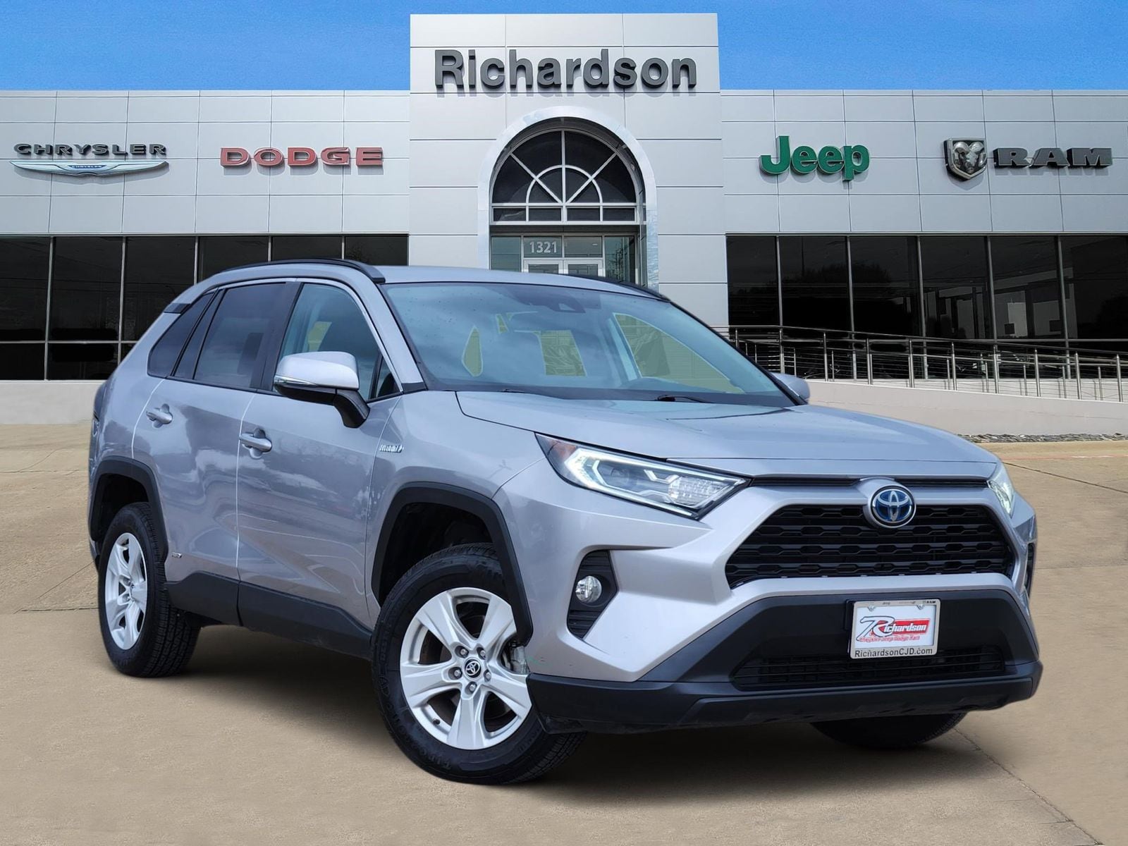 2021 Toyota RAV4 XLE