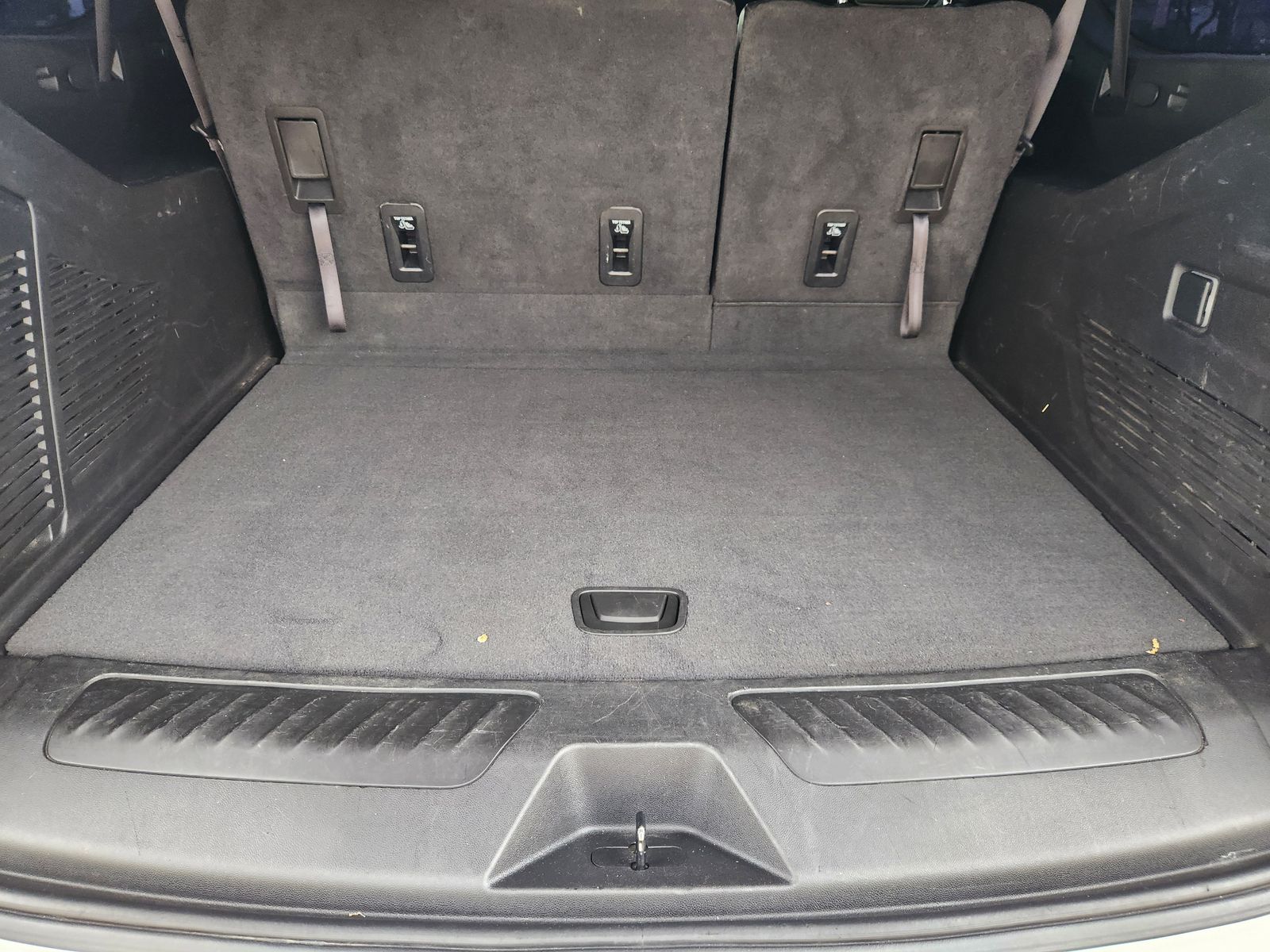 Used 2022 Summit White Chevrolet LT image 42