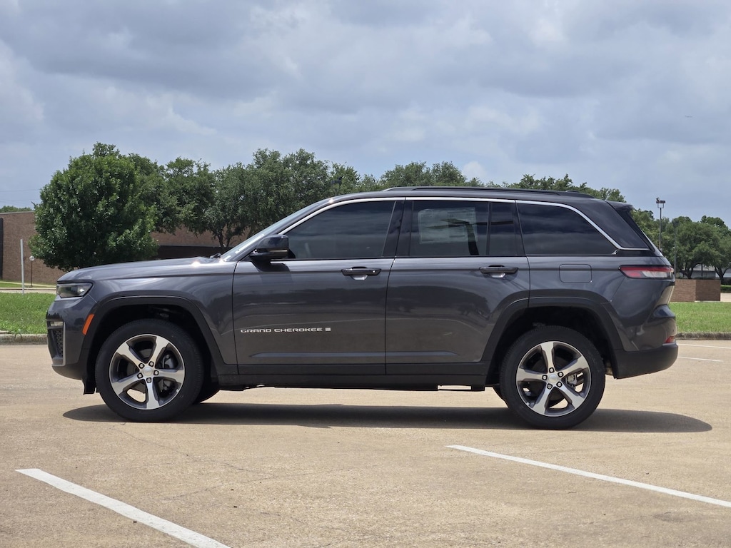 New 2026 Jeep Grand Cherokee LIMITED 4X2 Sport Utility