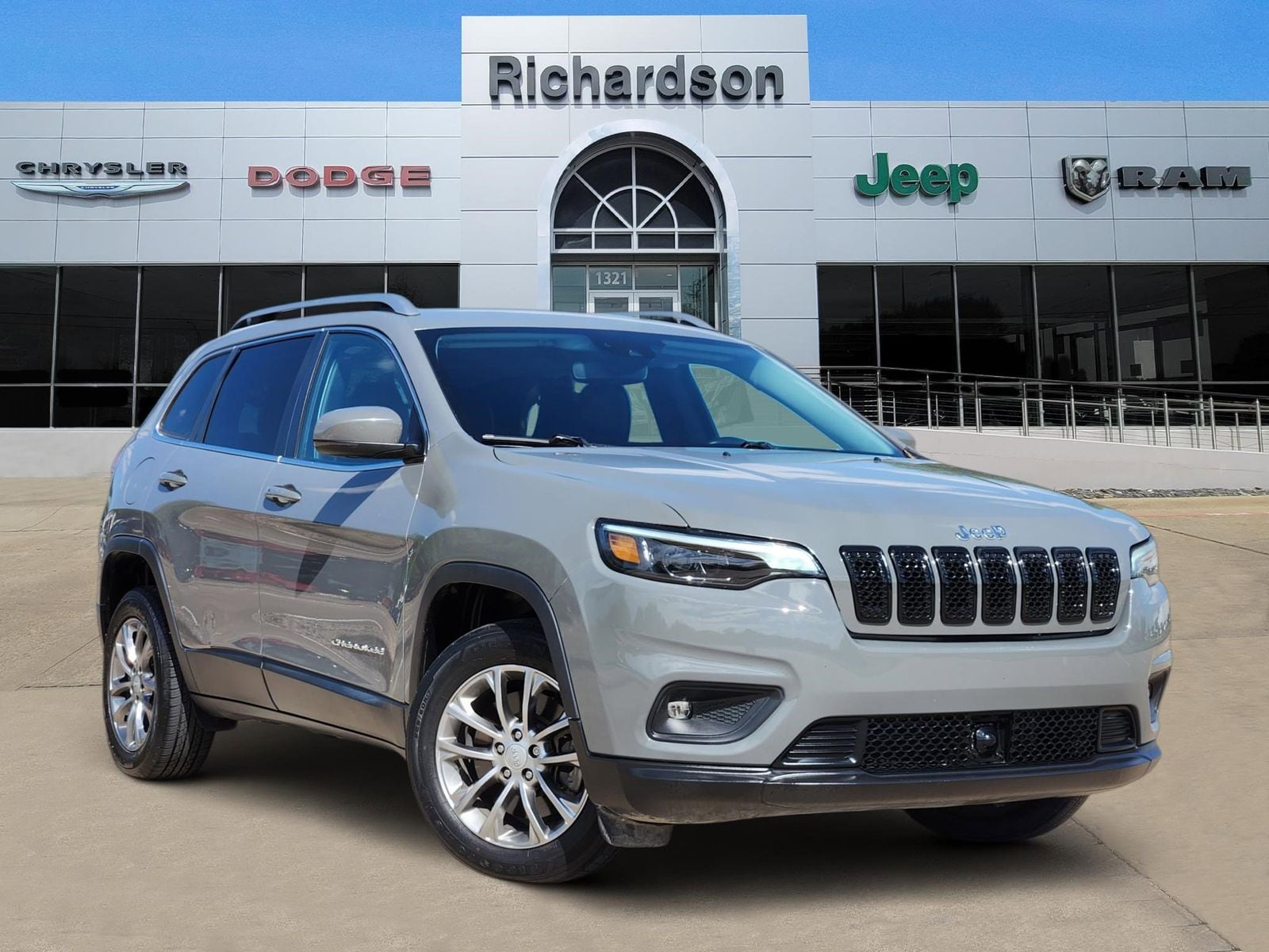 2021 Jeep Cherokee Latitude Plus