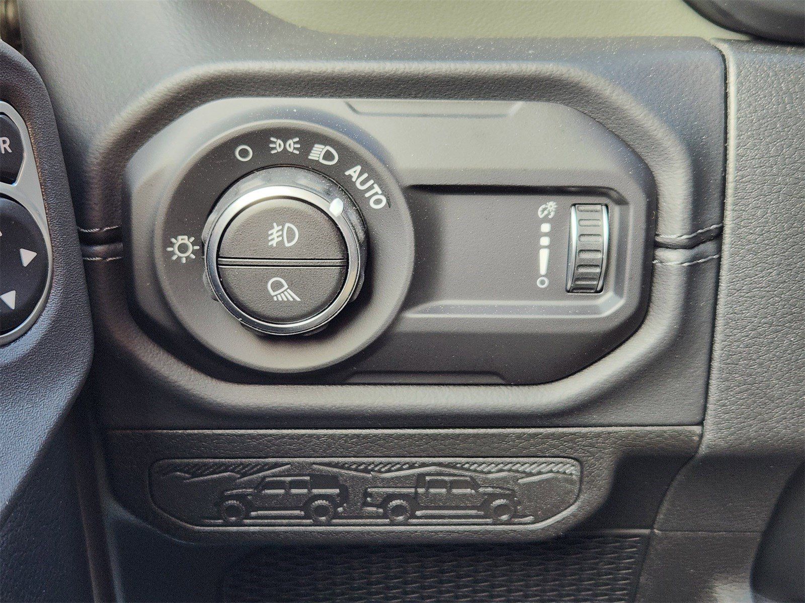 New 2026 Bright White Jeep MOJAVE 4X4 image 26