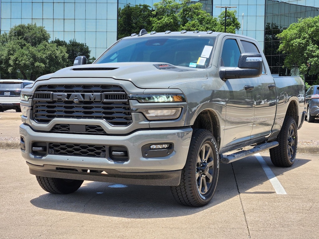 New 2026 Ram 2500 BLACK EXPRESS CREW CAB 4X4 6'4 BOX Pickup