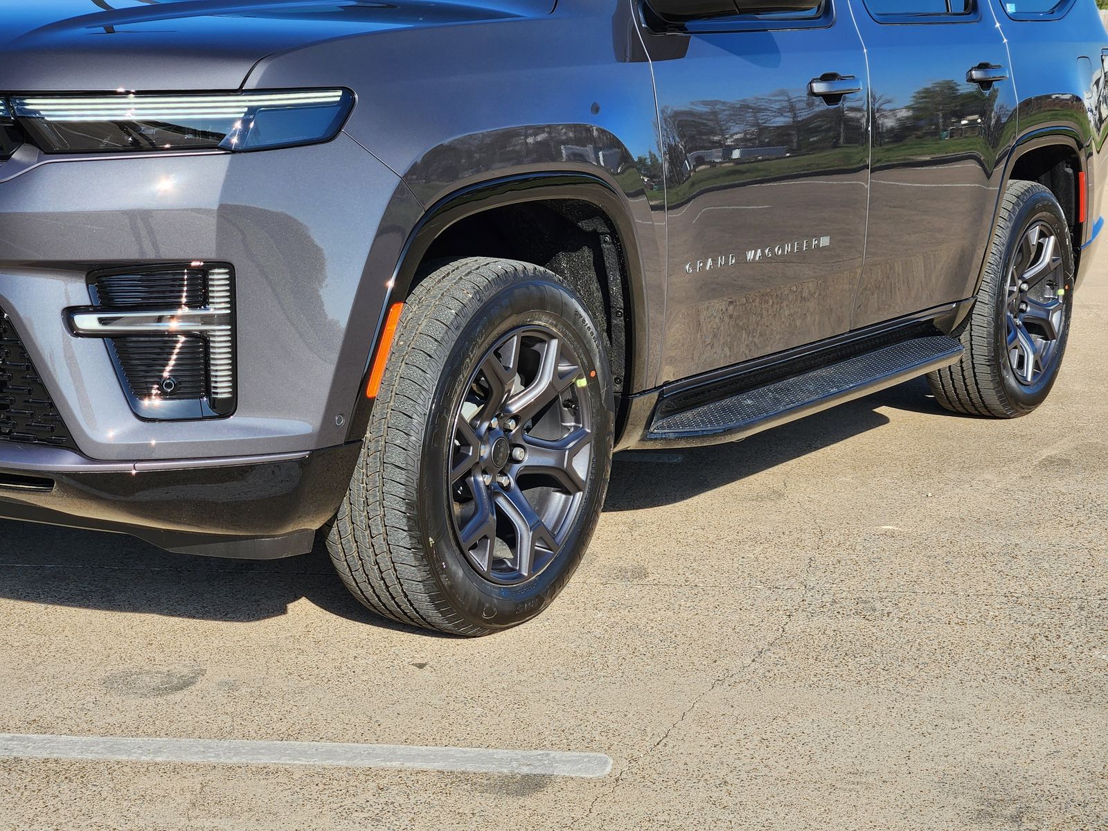 New 2026 Baltic Gray Jeep LIMITED ALTITUDE 4X4 image 12