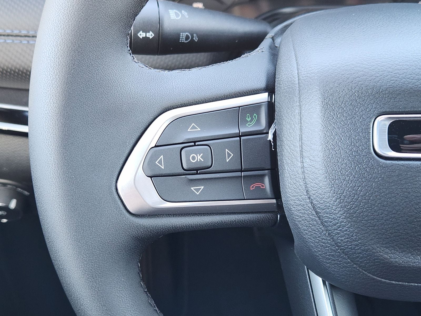 New 2026 Silver Zynith Jeep LATITUDE ALTITUDE 4X4 image 28