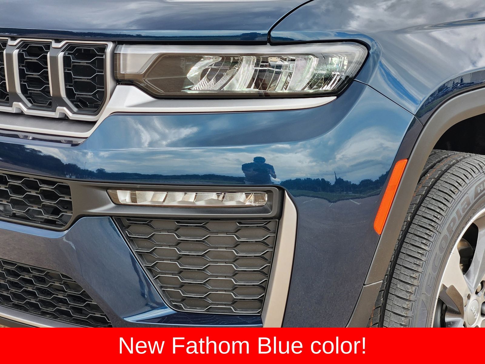 New 2026 Fathom Blue Pearlcoat Jeep L LIMITED 4X4 image 9