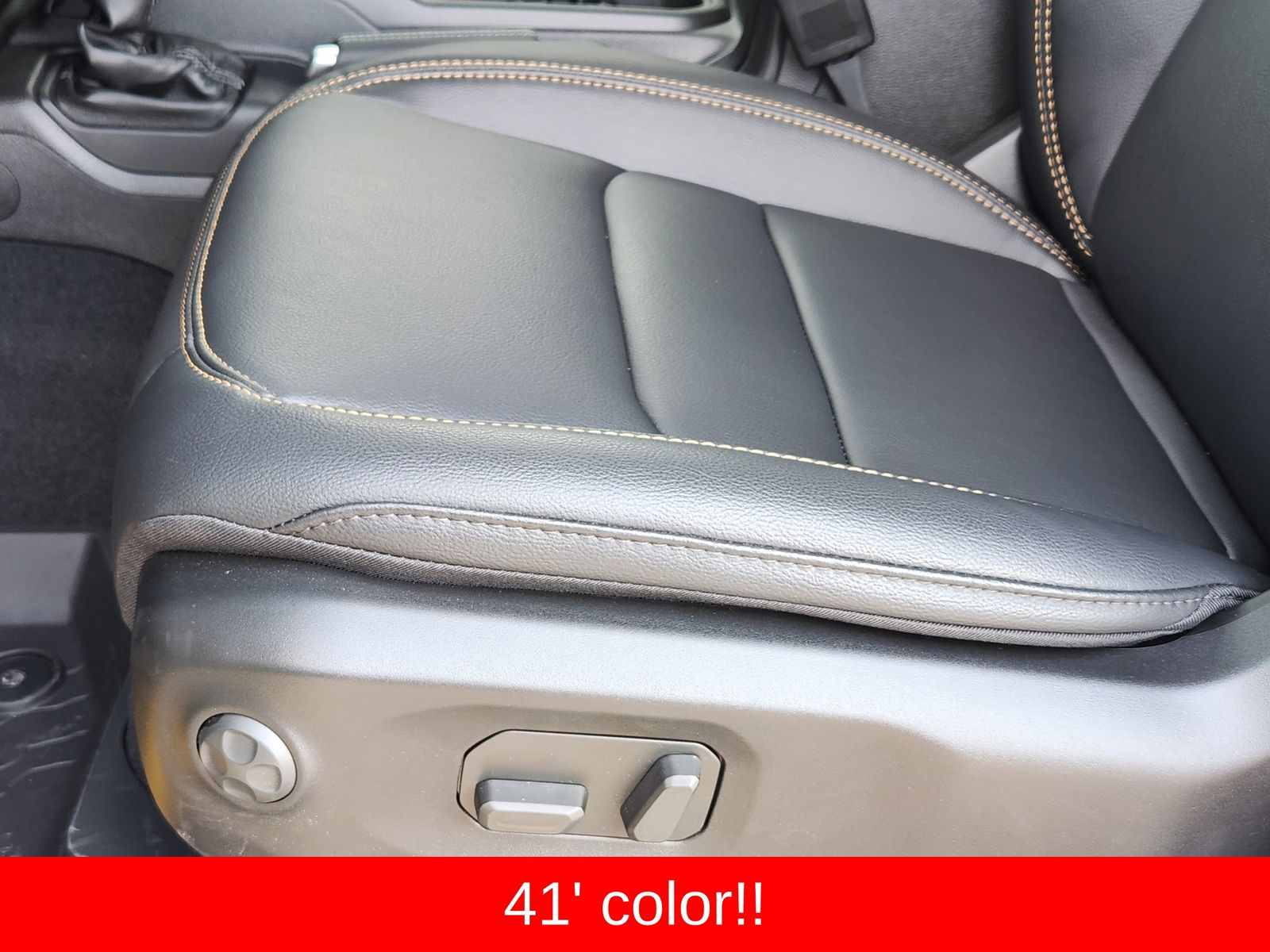 New 2026 41 Jeep SAHARA 4X4 image 33