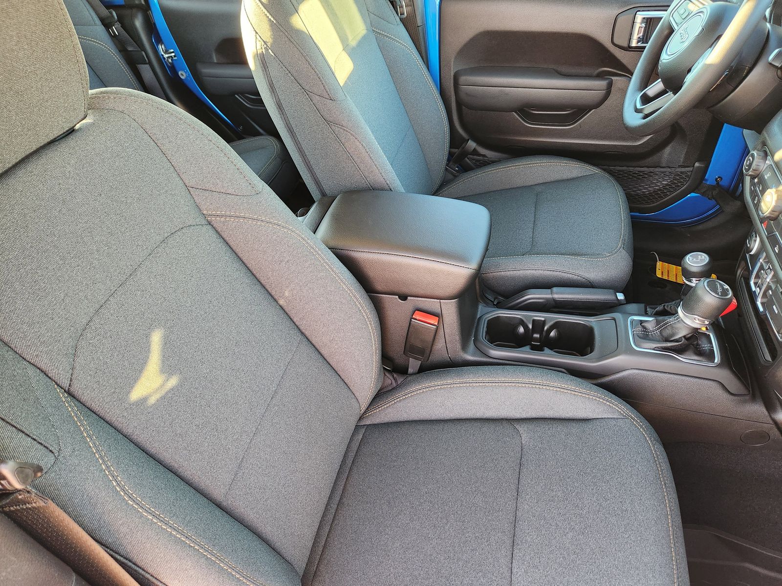 New 2026 Hydro Blue Pearlcoat Jeep SPORT 4X4 image 21