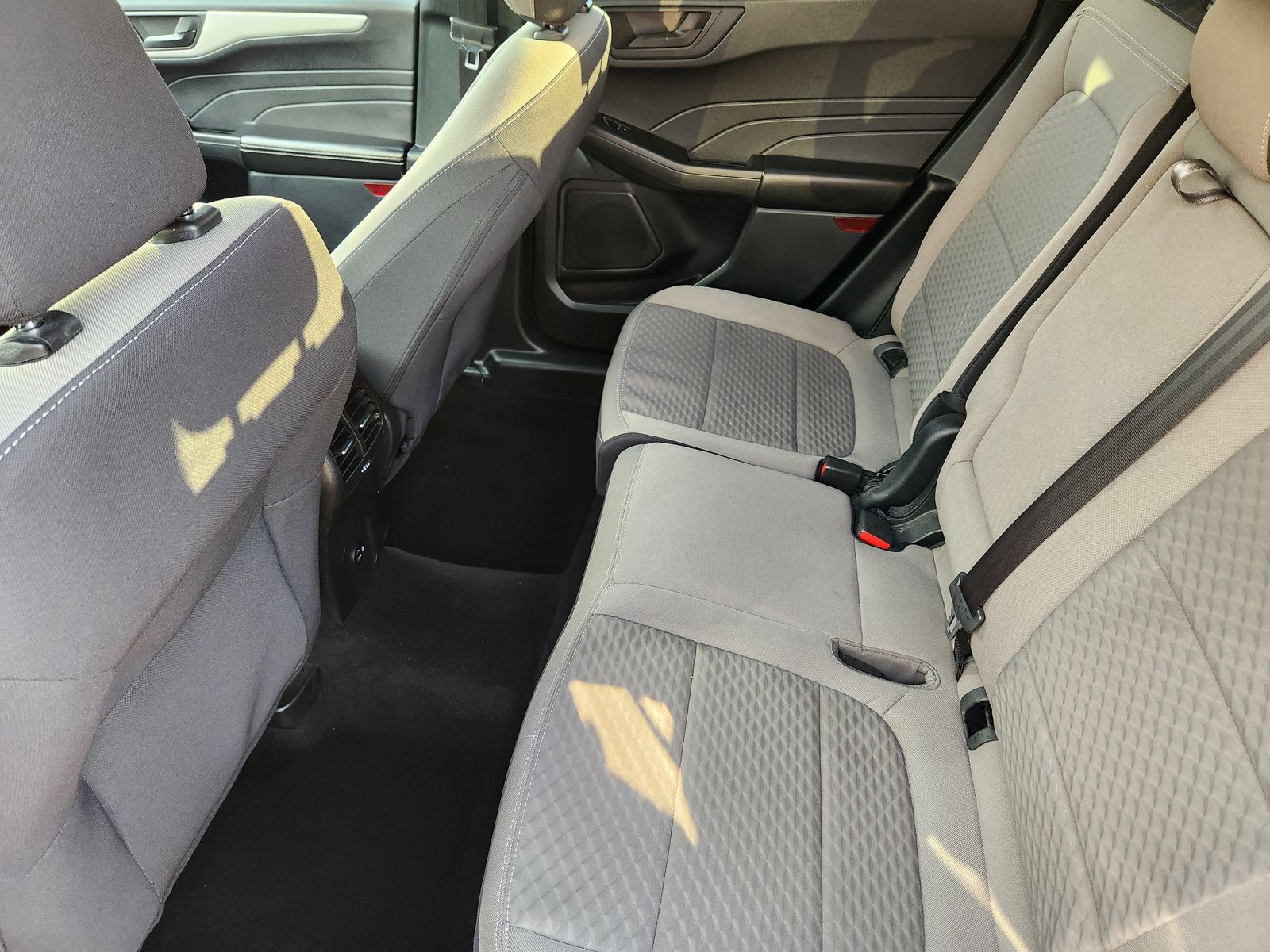 Used 2022 Carbonized Gray Ford SE image 39
