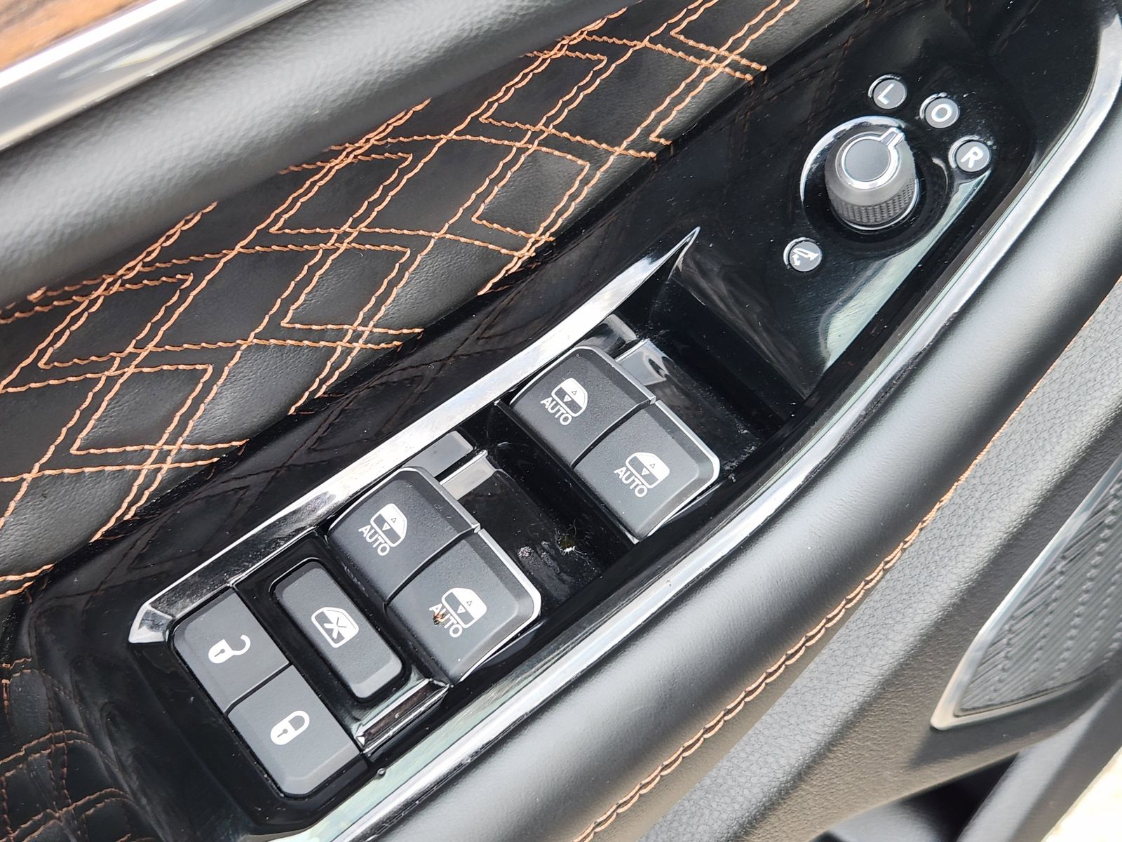 Certified Used 2024 Baltic Gray Jeep Summit image 34