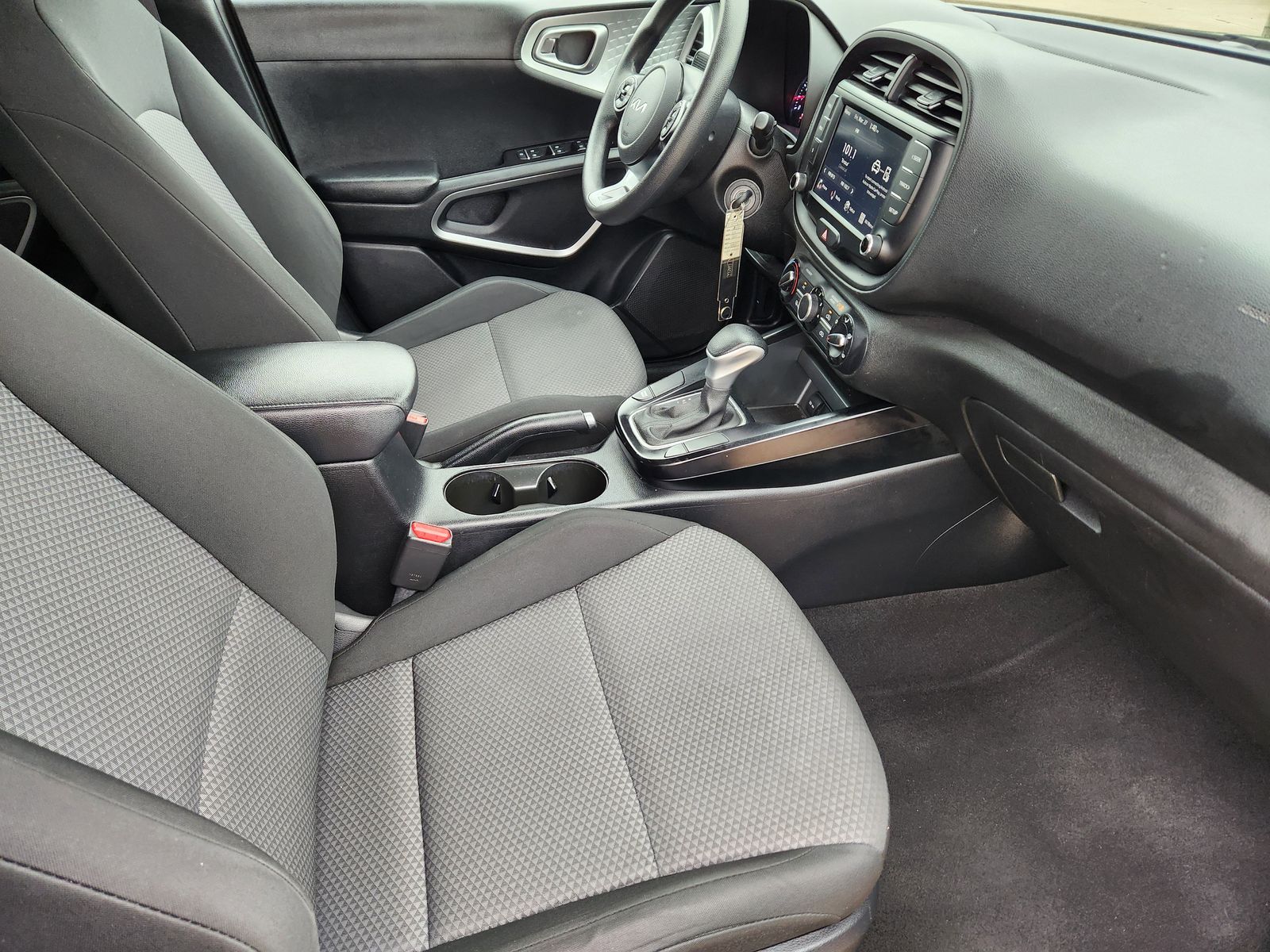 Used 2022 Gravity Gray Kia LX image 24