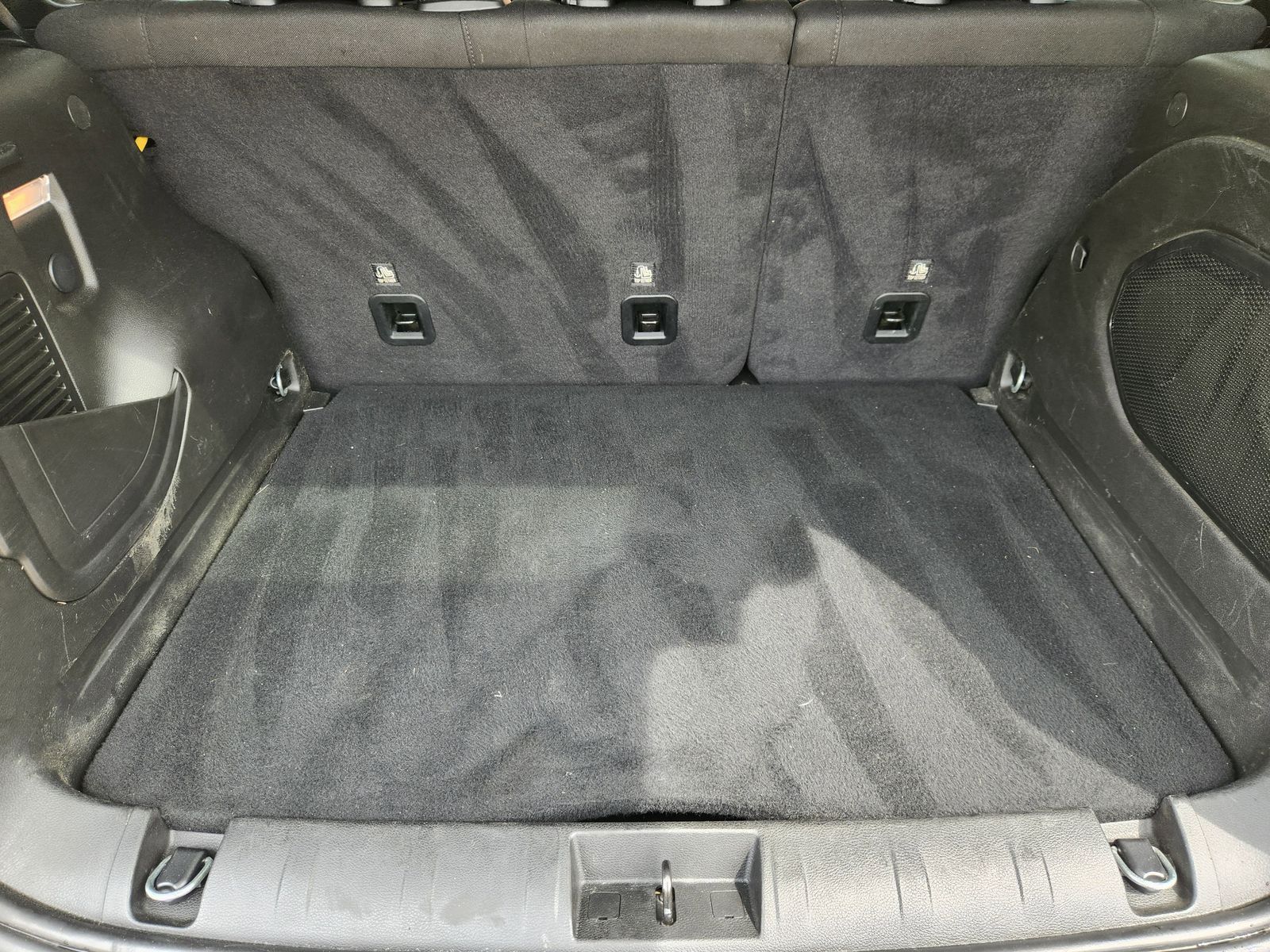 Used 2023 Solar Yellow Jeep Latitude image 43