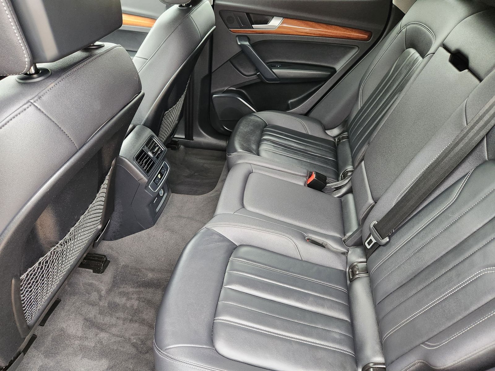 Used 2023 Florett Silver Audi 45 S line Premium image 40