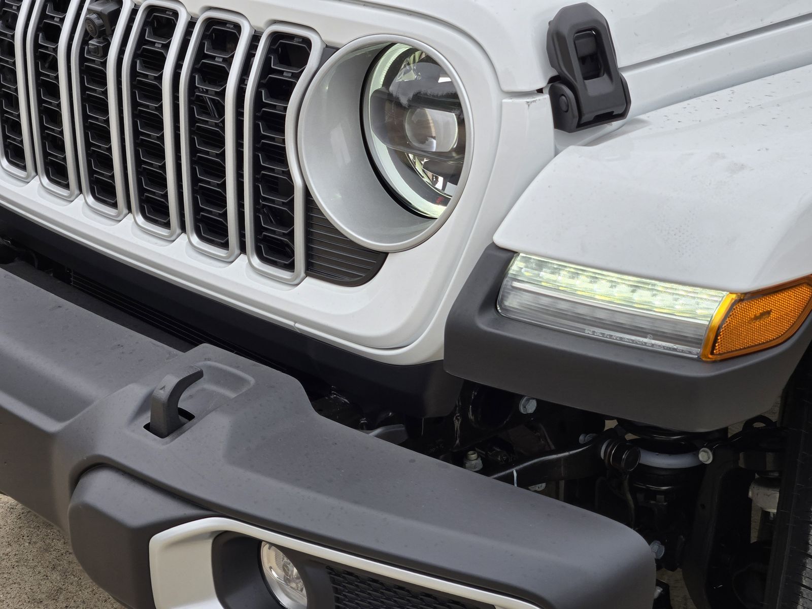 New 2026 Bright White Jeep 4-DOOR SAHARA image 8