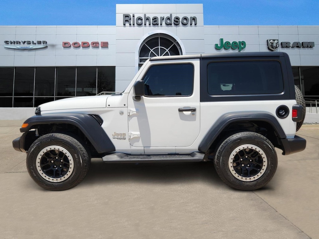 Used 2020 Jeep Wrangler Sport SUV