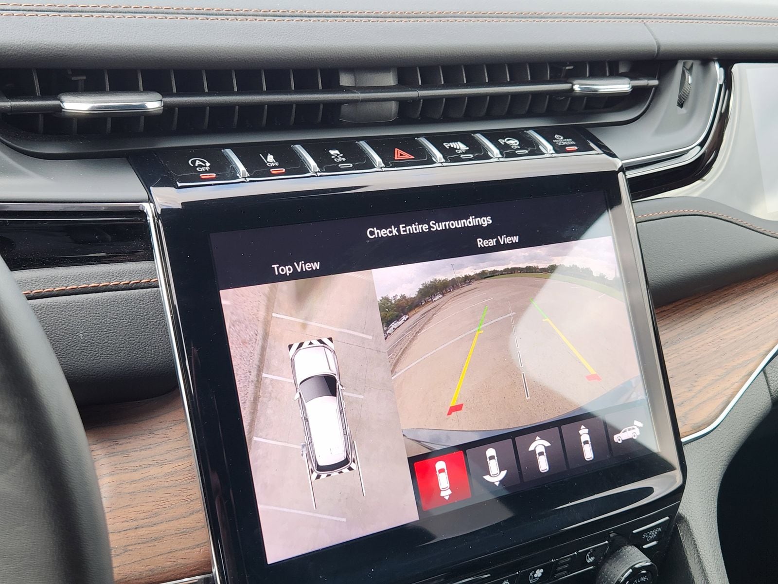 Certified Used 2024 Baltic Gray Jeep Summit image 28