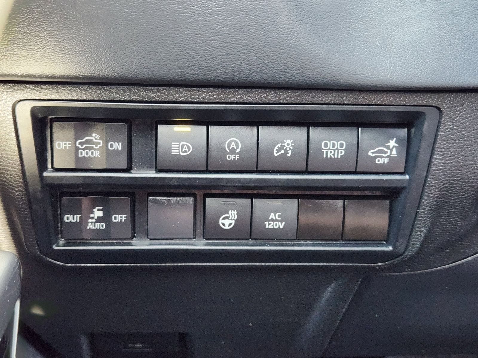 Used 2022 Midnight Black Toyota Platinum 3.5L V6 image 25