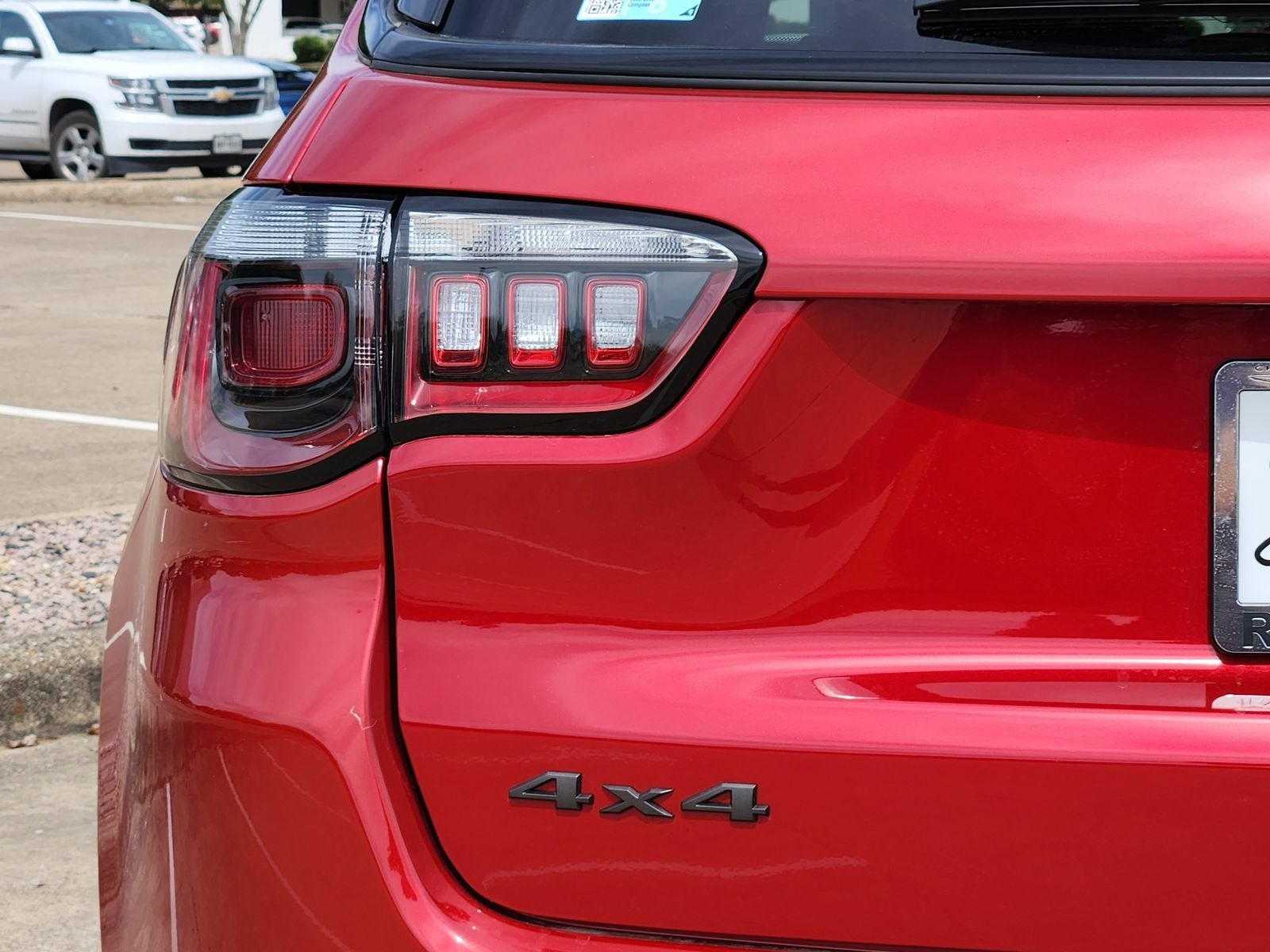 New 2026 Red Hot Pearlcoat Jeep LATITUDE ALTITUDE 4X4 image 15