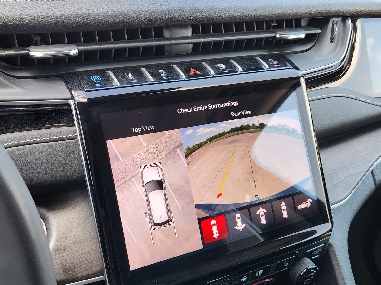 Used 2023 Midnight Sky Jeep Base image 27