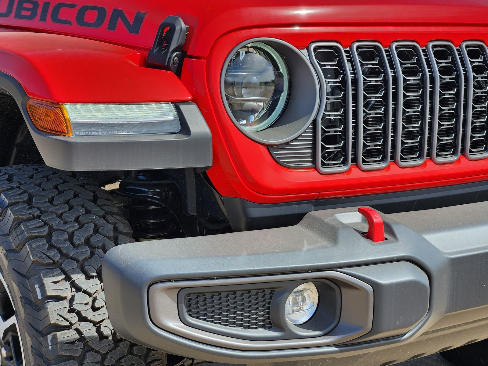 New 2026 Firecracker Red Jeep 4-DOOR RUBICON image 9