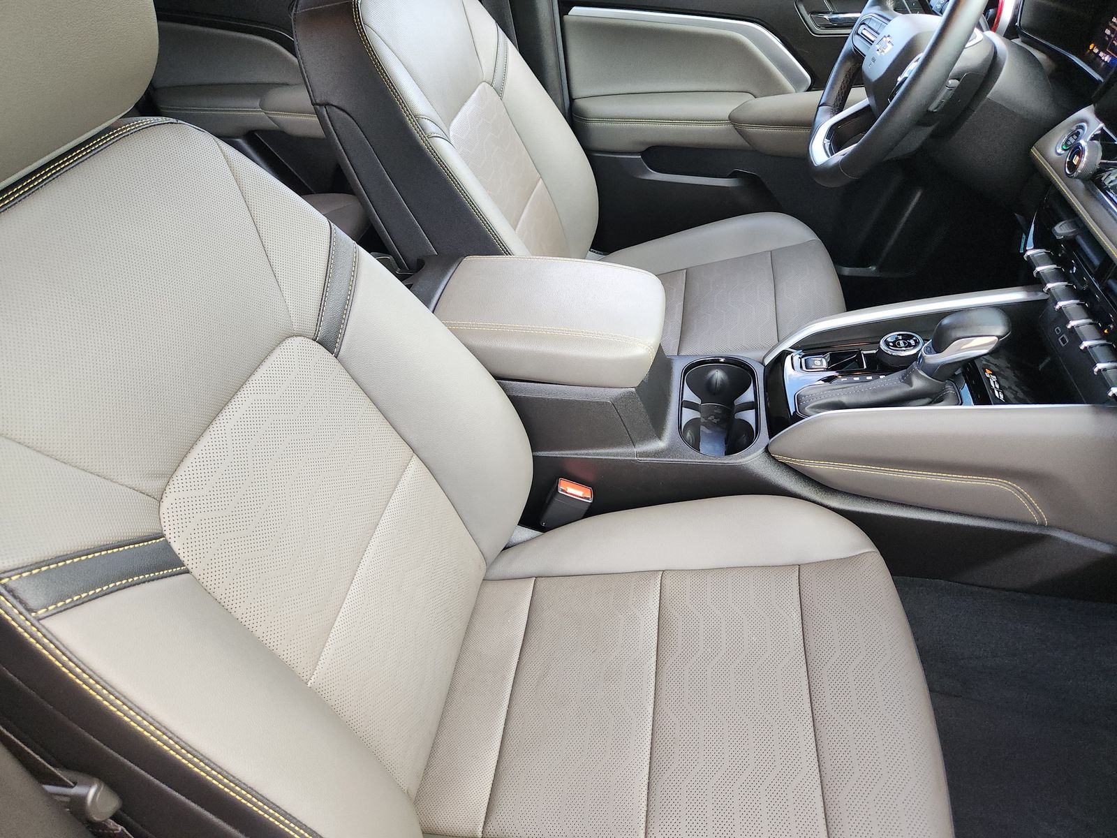 Used 2023 Sterling Gray Chevrolet ZR2 image 23