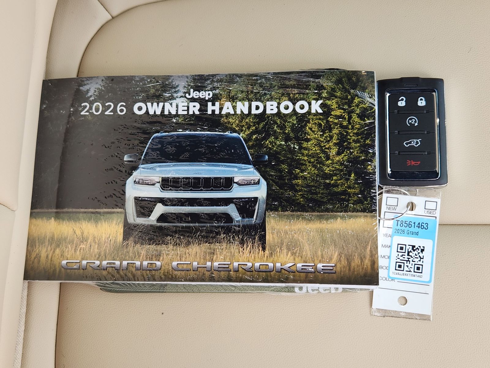 New 2026 Steel Blue Jeep L LIMITED 4X2 image 42