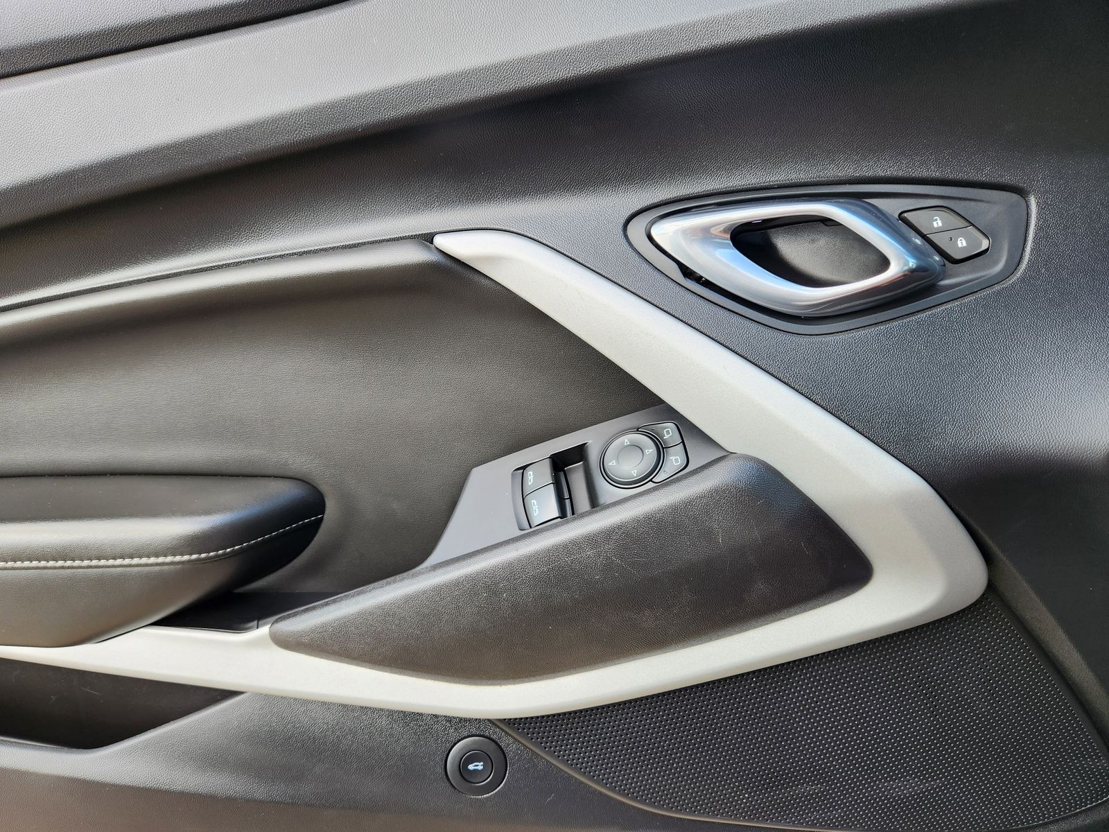 Used 2021 Black Chevrolet  image 31