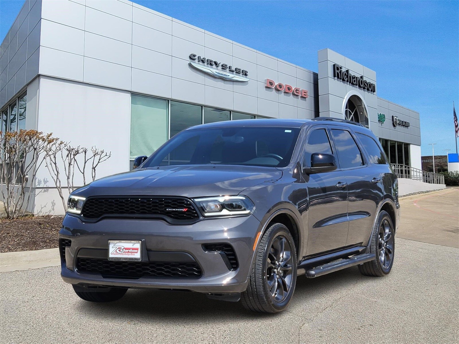 2025 Dodge Durango GT photo 2