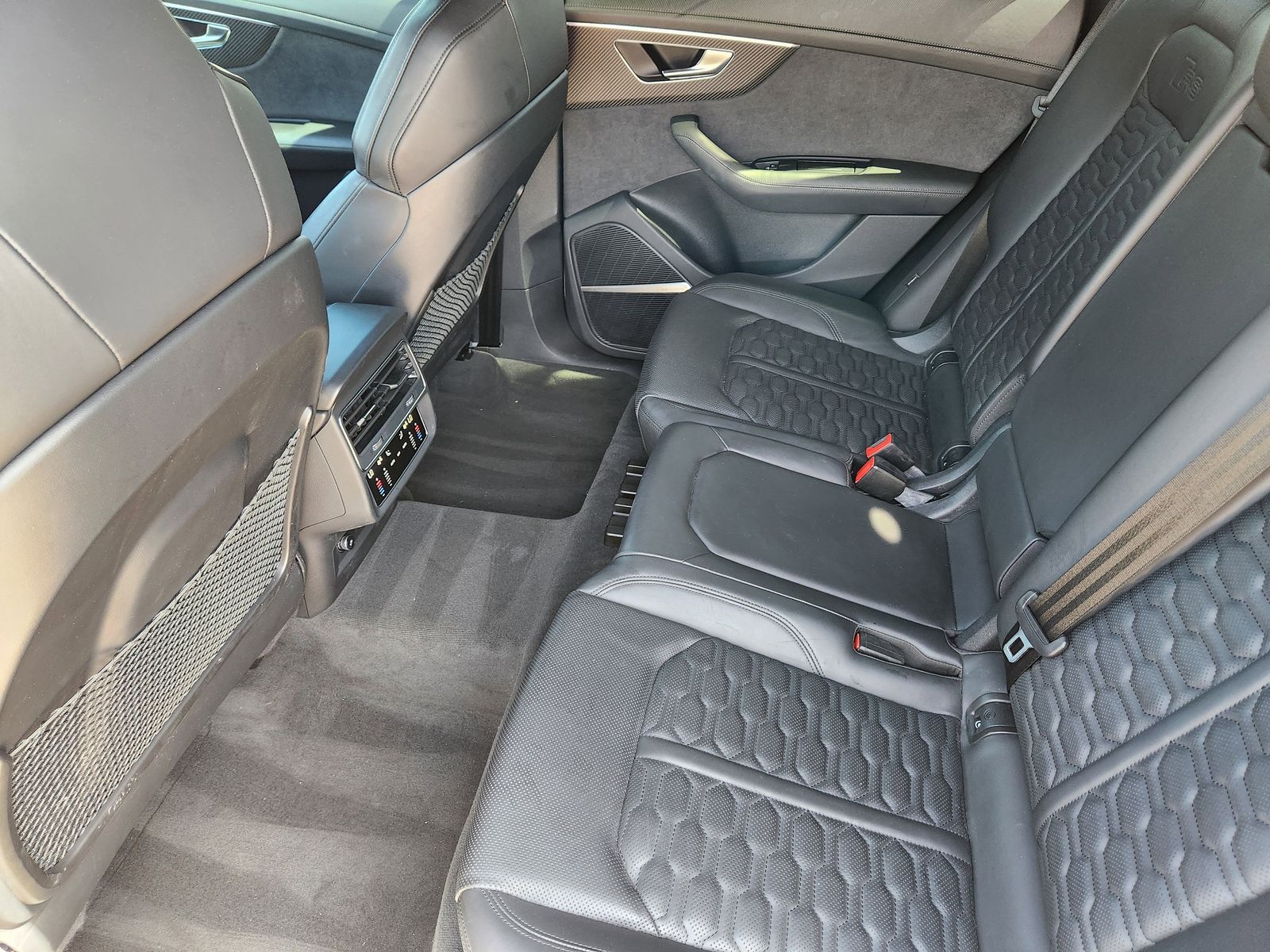 Used 2023 Glacier White Audi 4.0T image 42