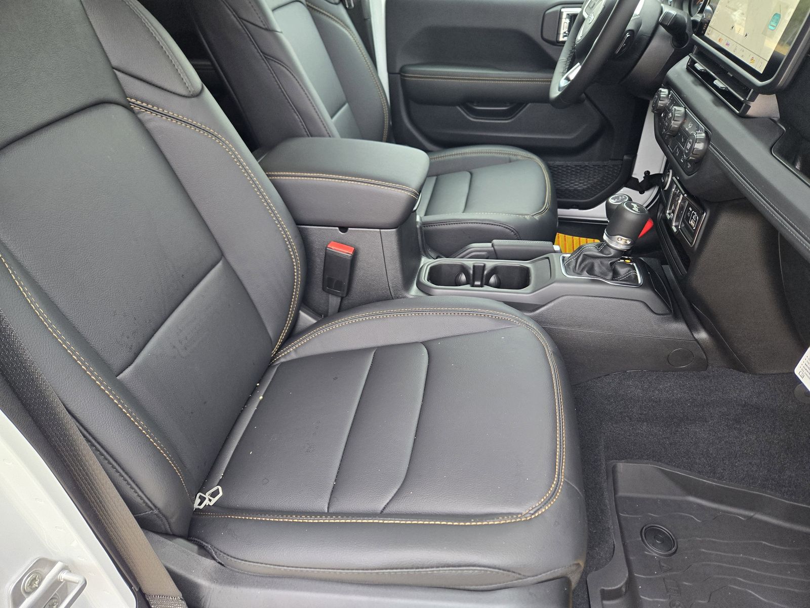 New 2026 Bright White Jeep 4-DOOR SAHARA image 14