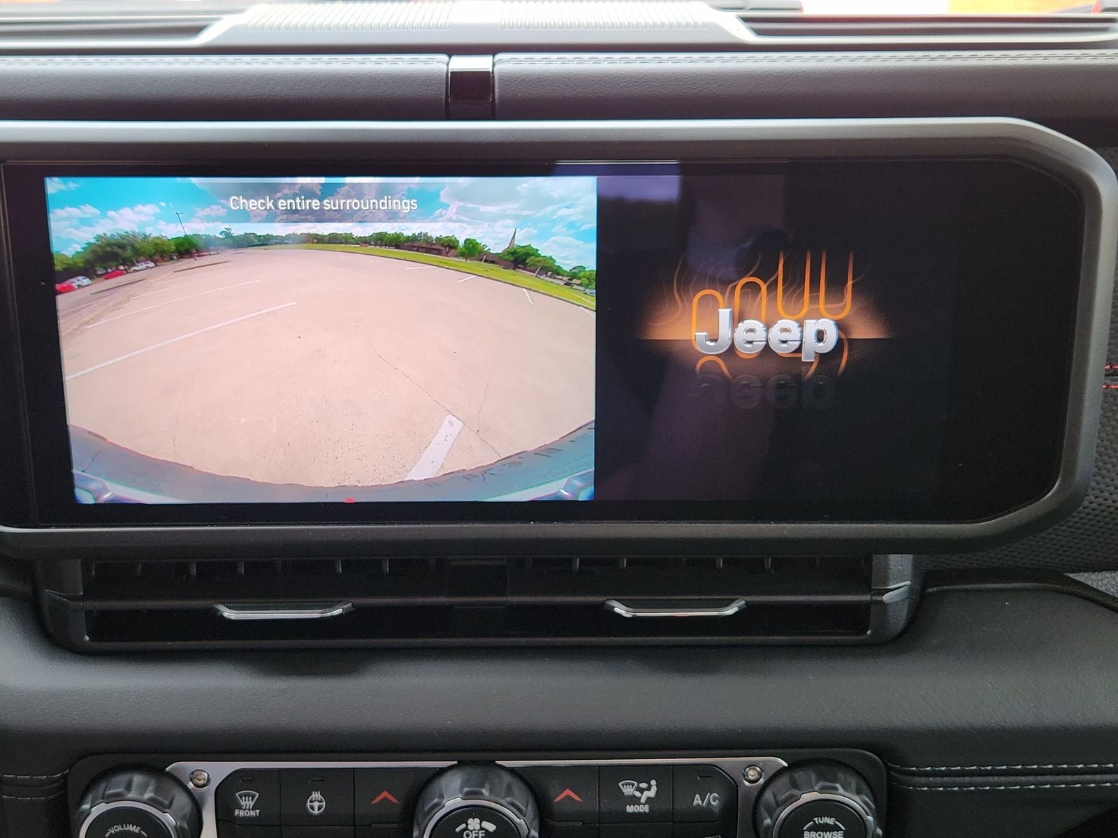 New 2026 Firecracker Red Jeep 4-DOOR RUBICON image 26