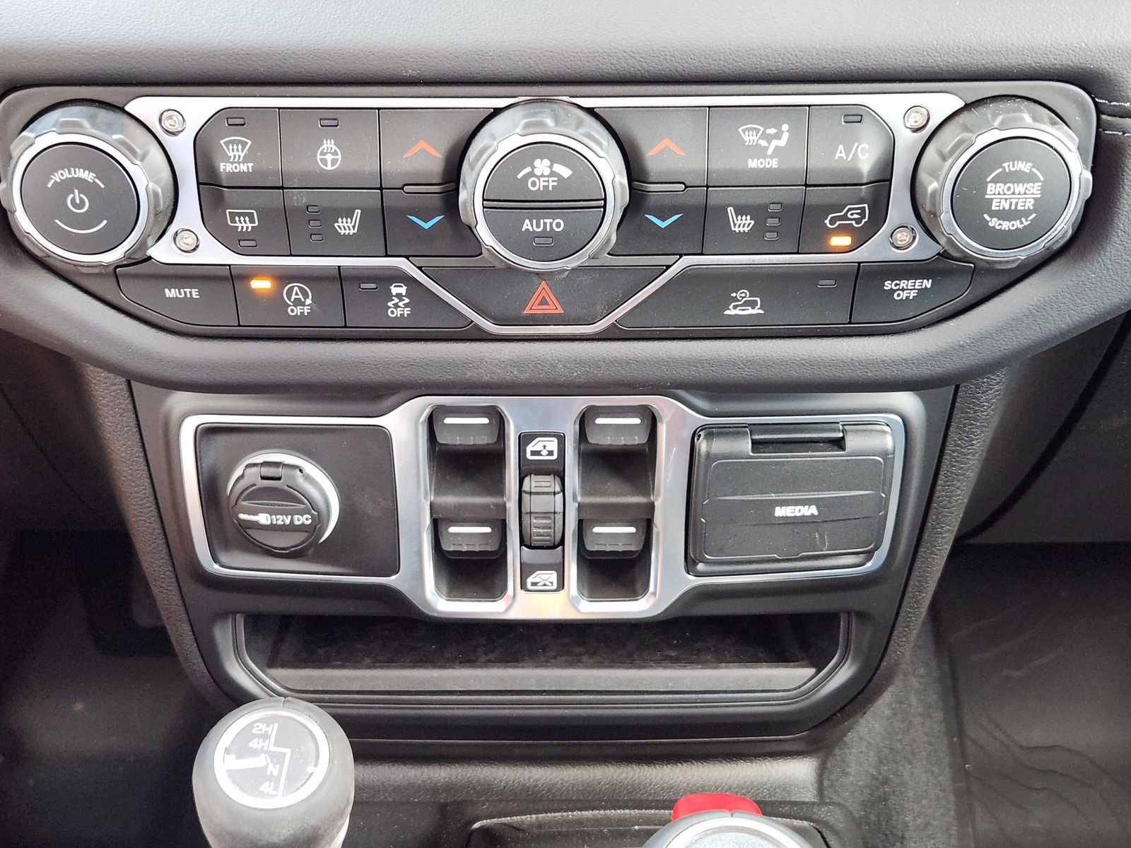 New 2026 Black Jeep SAHARA 4X4 image 27