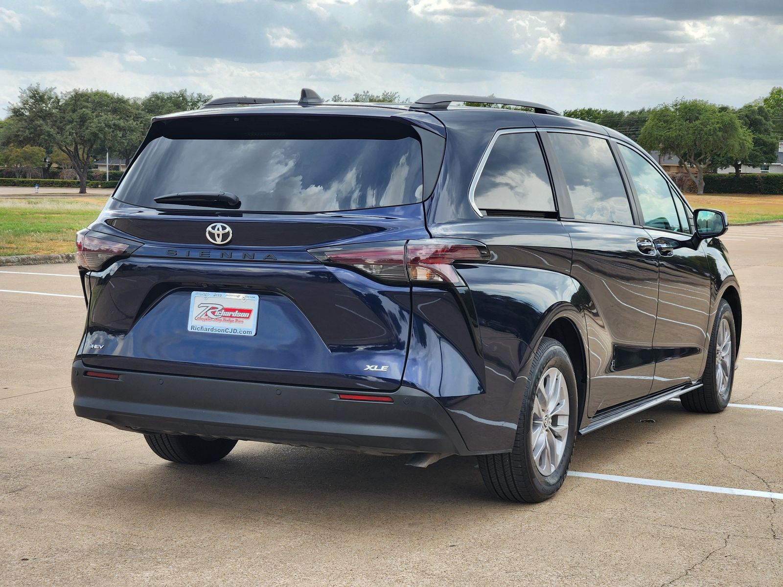 Used 2026 Blueprint Toyota XLE 7 Passenger image 6