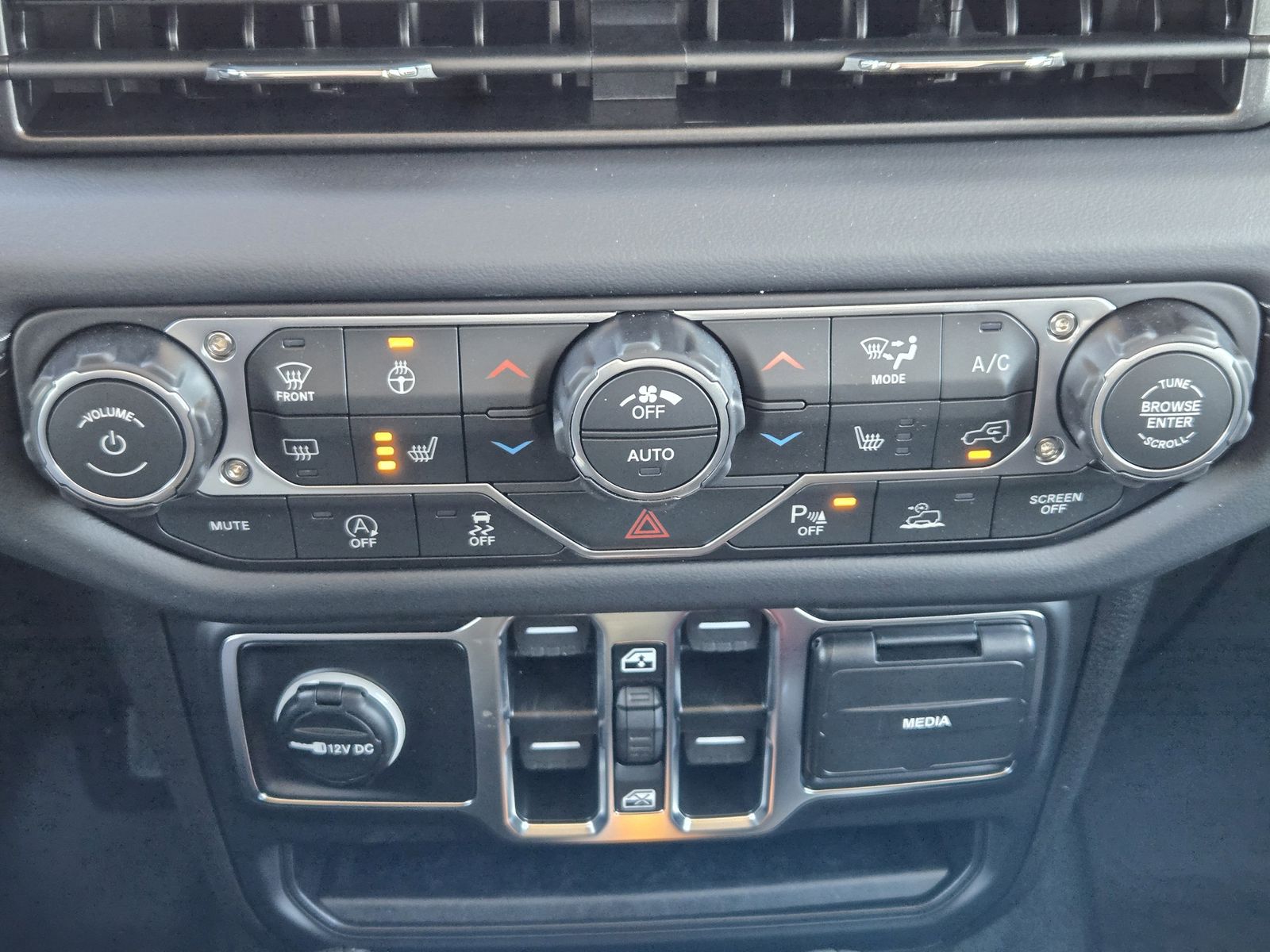 New 2026 Black Jeep TEXAS TRAIL 4X4 image 19