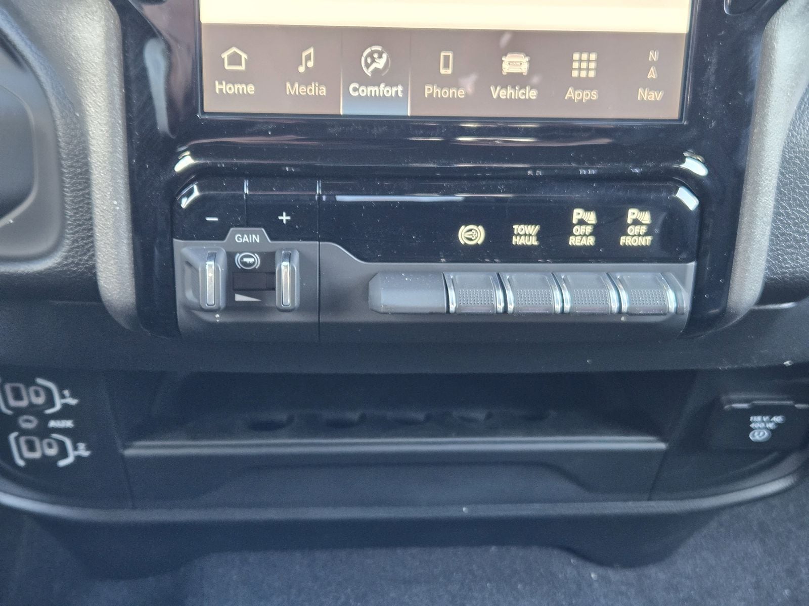 New 2026 Molten Red Pearlcoat Ram TRADESMAN CREW CAB 4X4 6