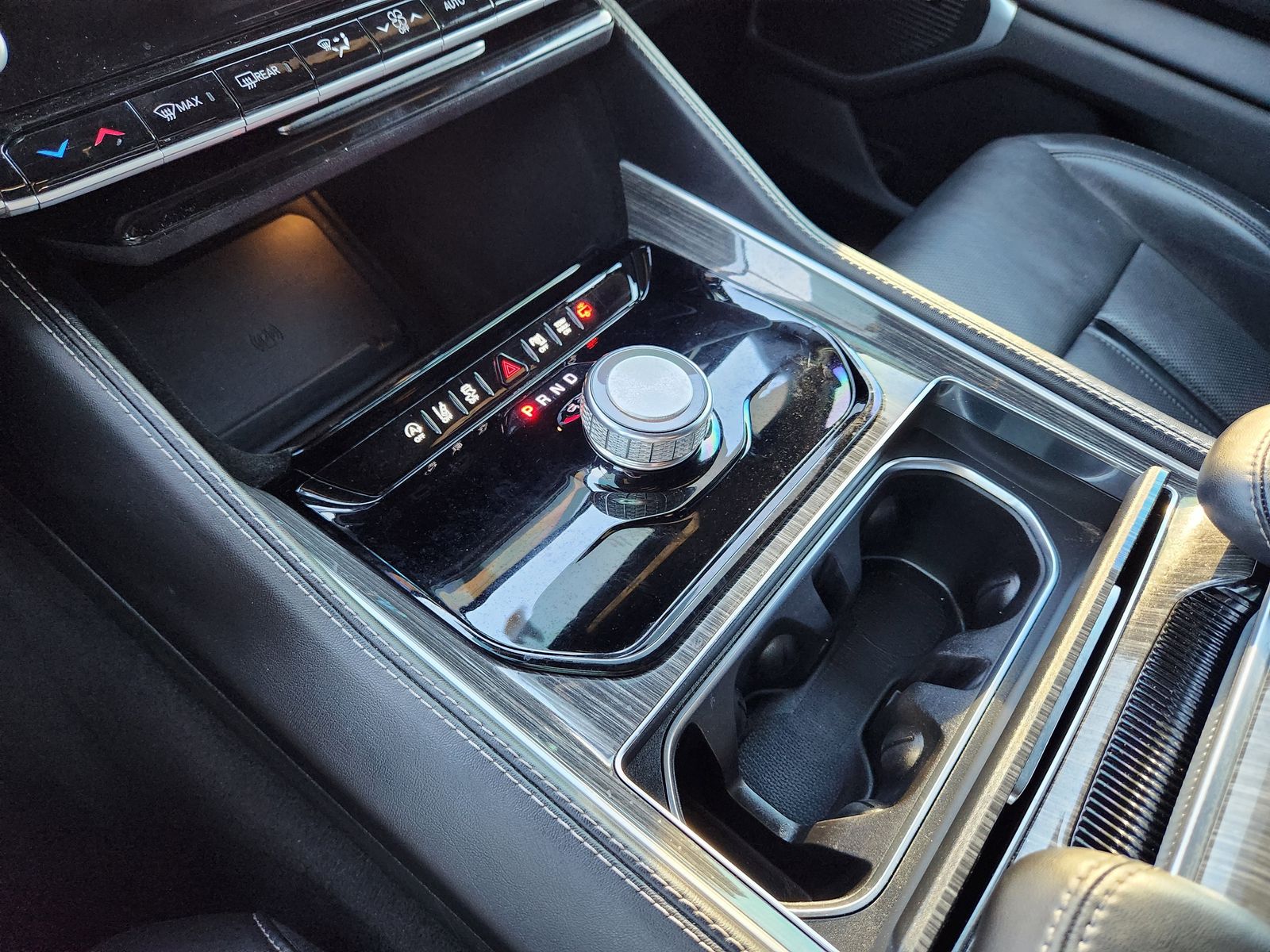 Used 2022 Velvet Red Pearlcoat Jeep Series II image 26