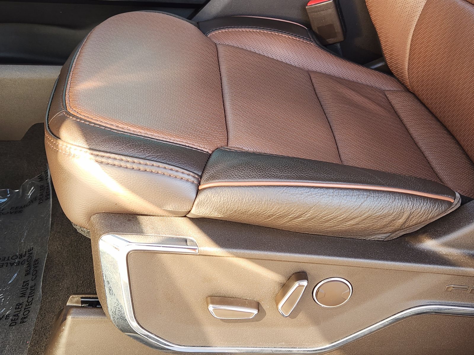 Used 2022 Brown Ford  image 33