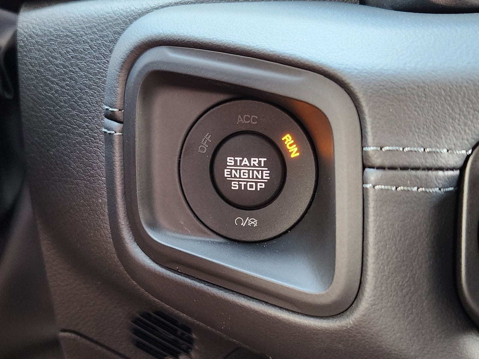 New 2026 41 Jeep 4-DOOR MOAB 392 image 31