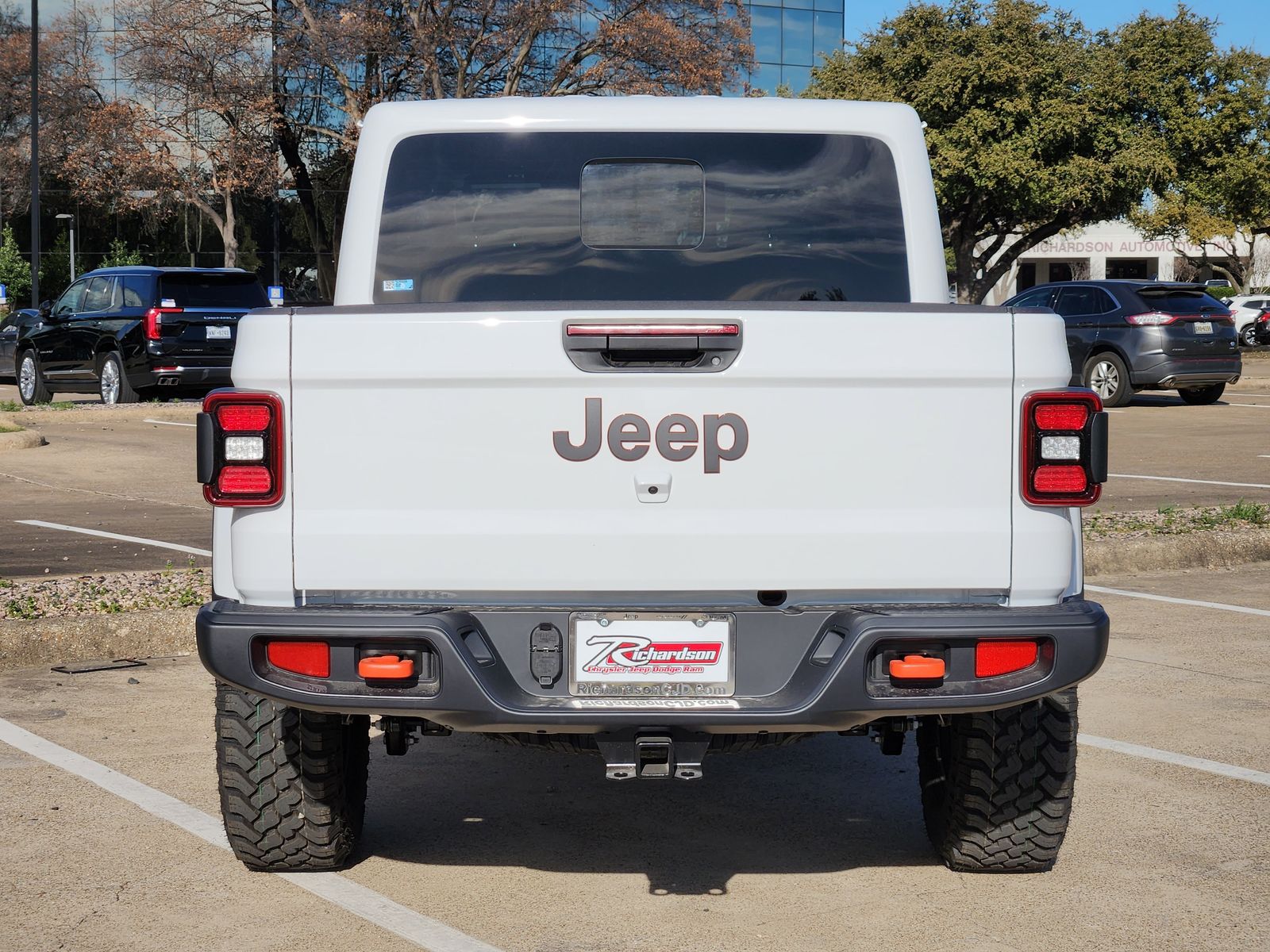 New 2026 Bright White Jeep MOJAVE 4X4 image 5