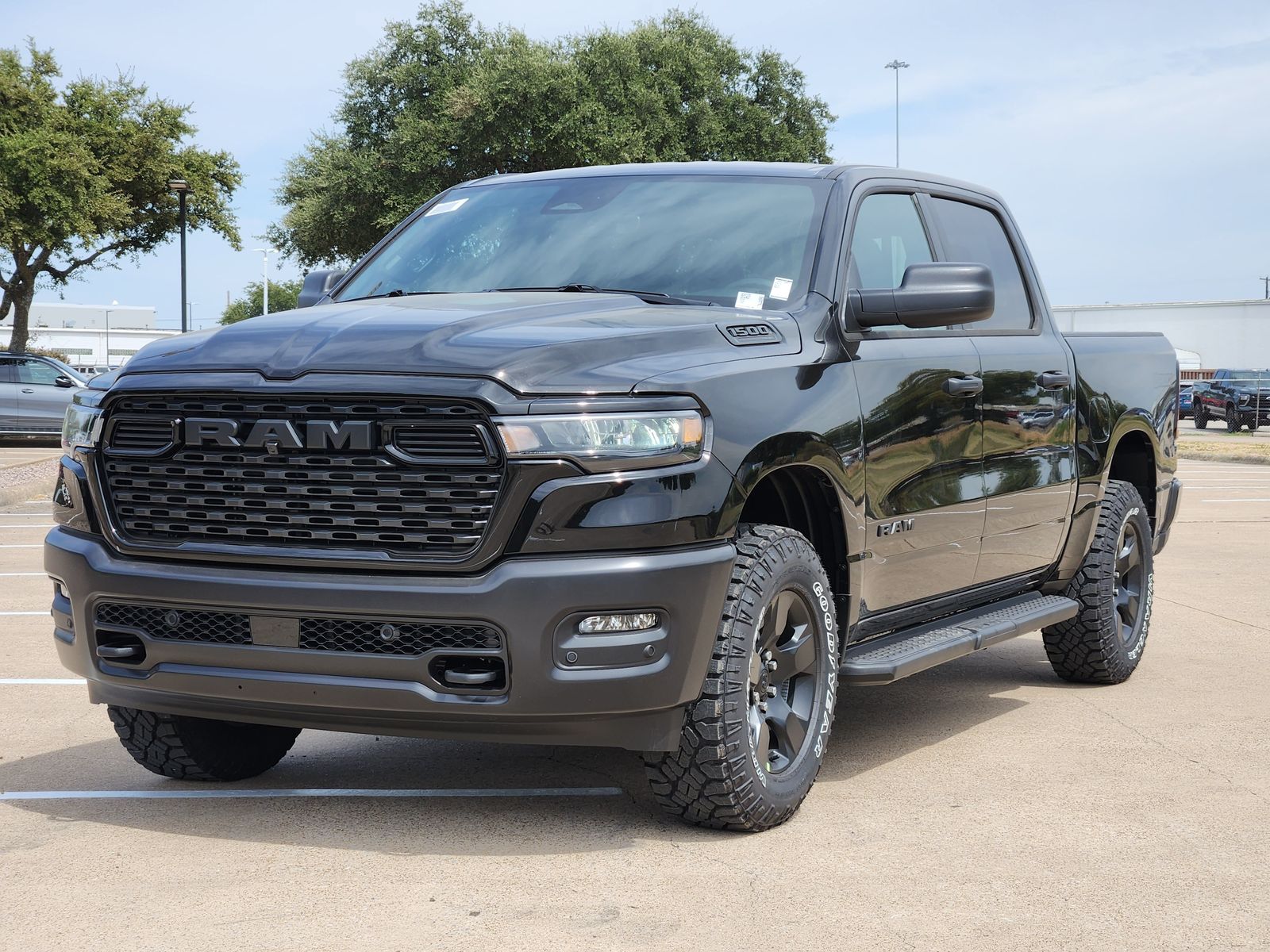 New 2026 Diamond Black Crystal Pearlcoat Ram WARLOCK CREW CAB 4X4 5