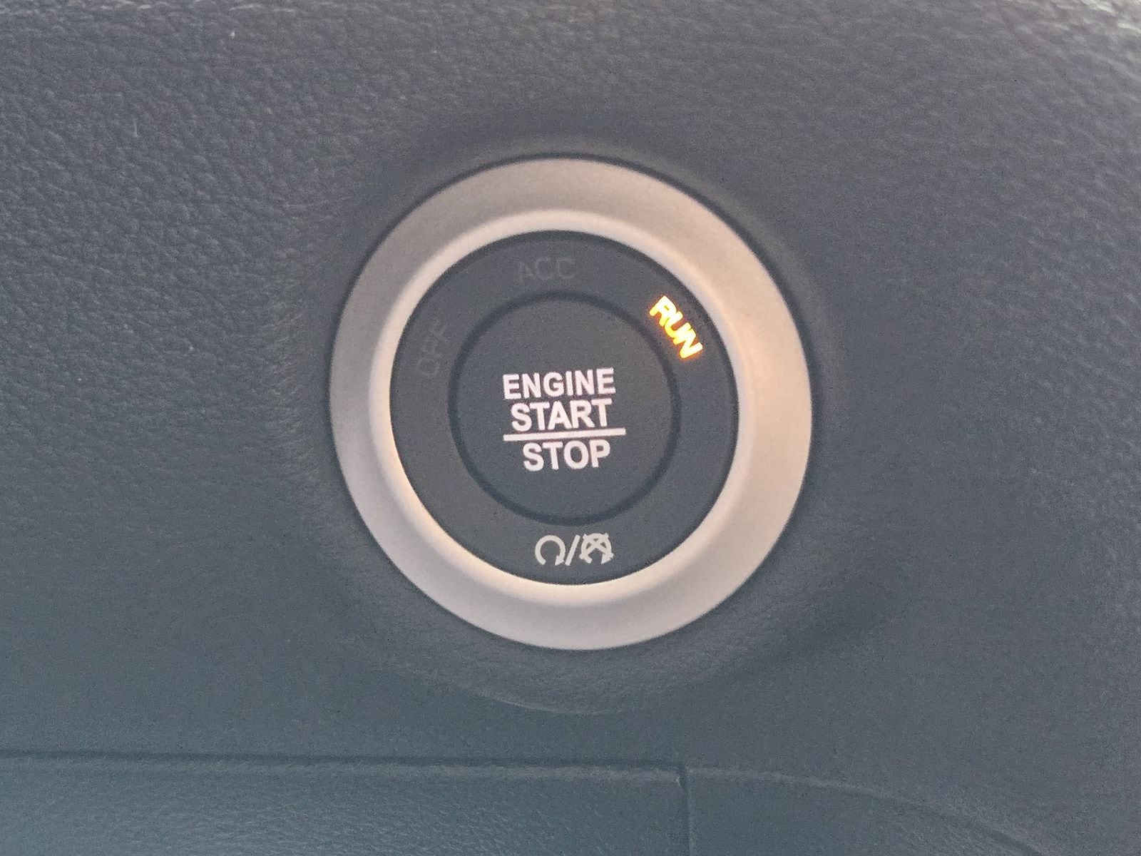 New 2026 Diamond Black Crystal Pearlcoat Chrysler SELECT AWD image 21