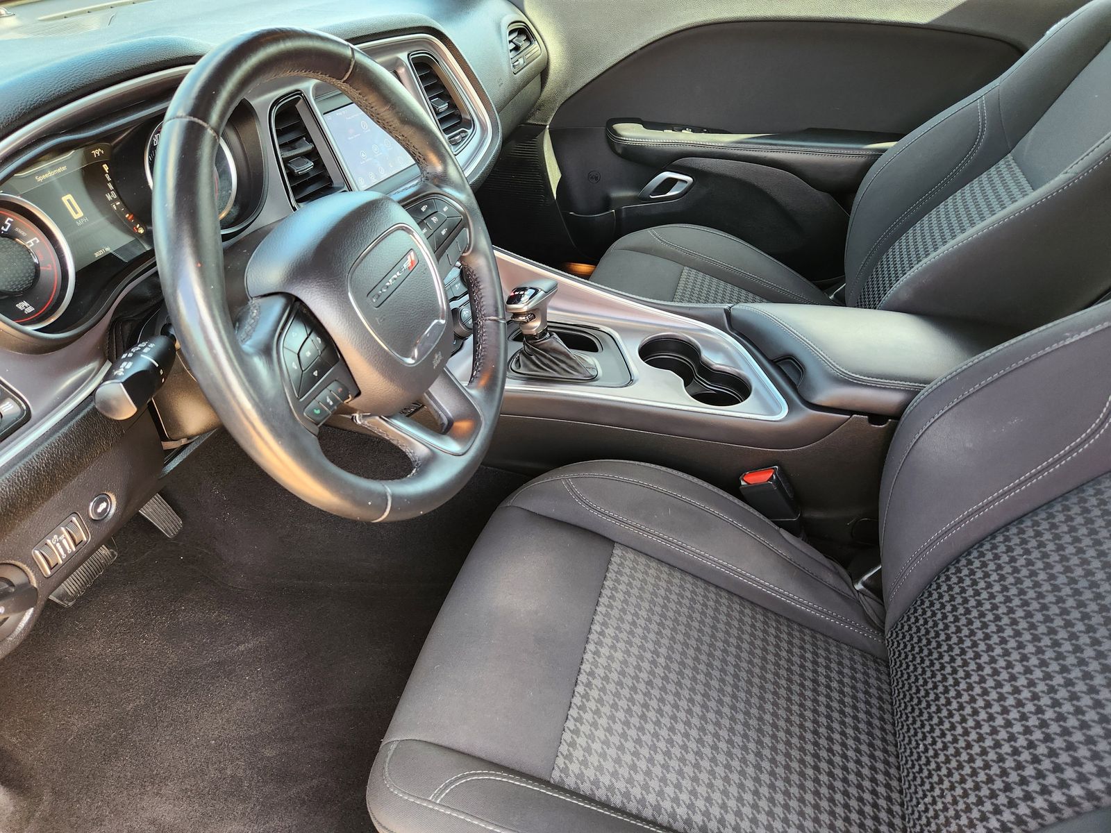 Used 2019 Destroyer Gray Clearcoat Dodge SXT image 16