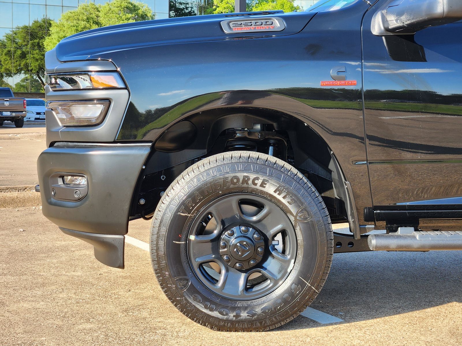 New 2026 Diamond Black Crystal Pearlcoat Ram TRADESMAN CREW CAB 4X4 6