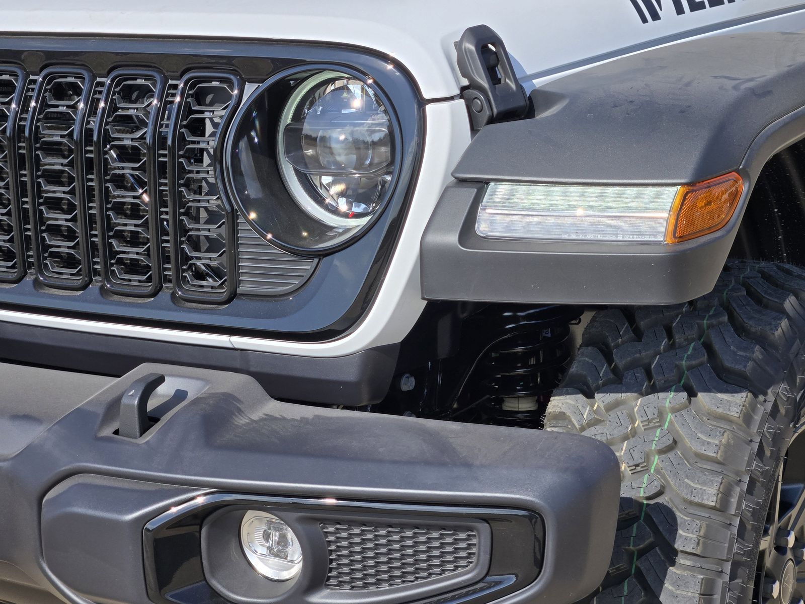 New 2026 Bright White Jeep 4-DOOR WILLYS image 8