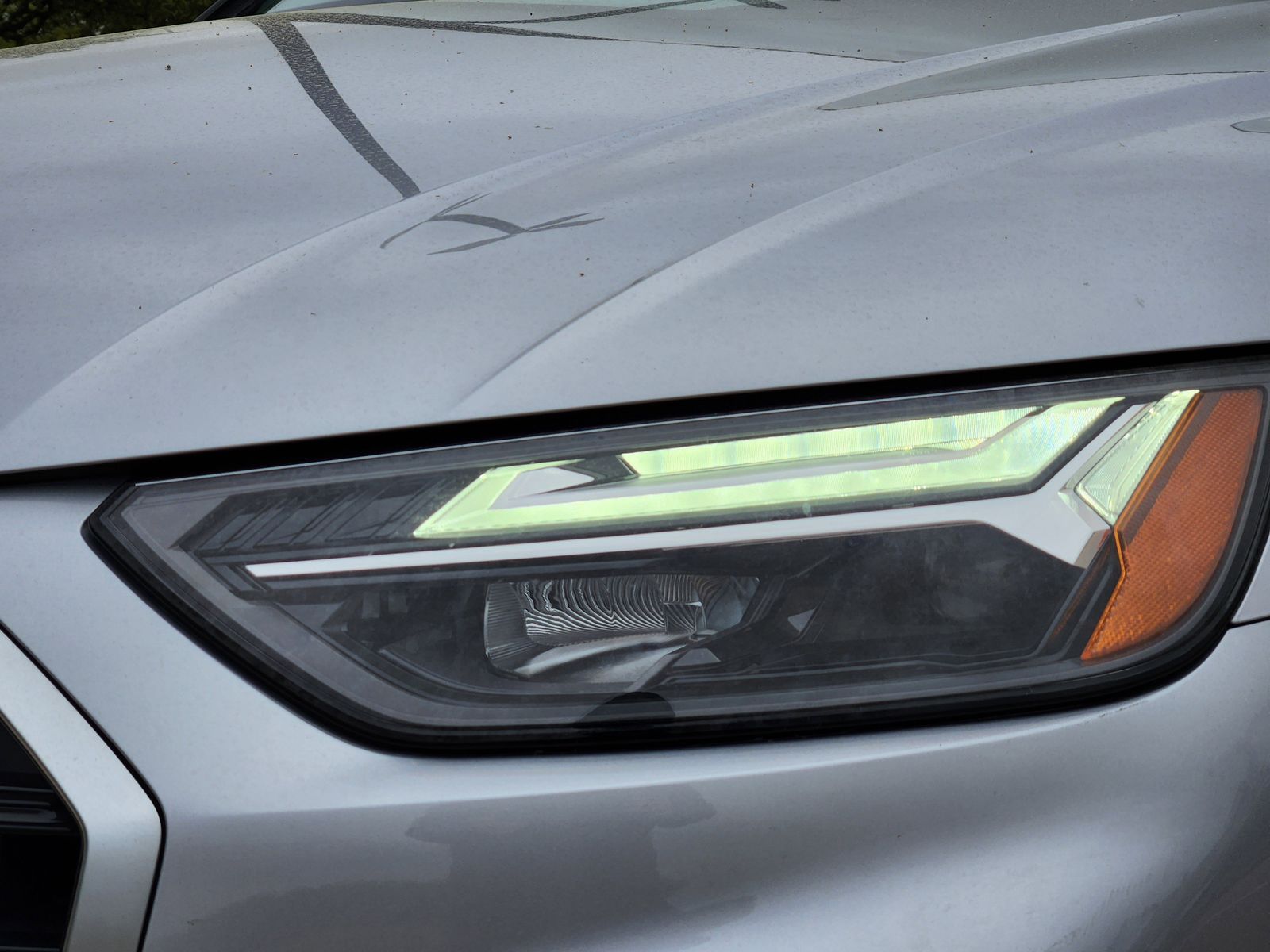 Used 2023 Florett Silver Audi 45 S line Premium image 7