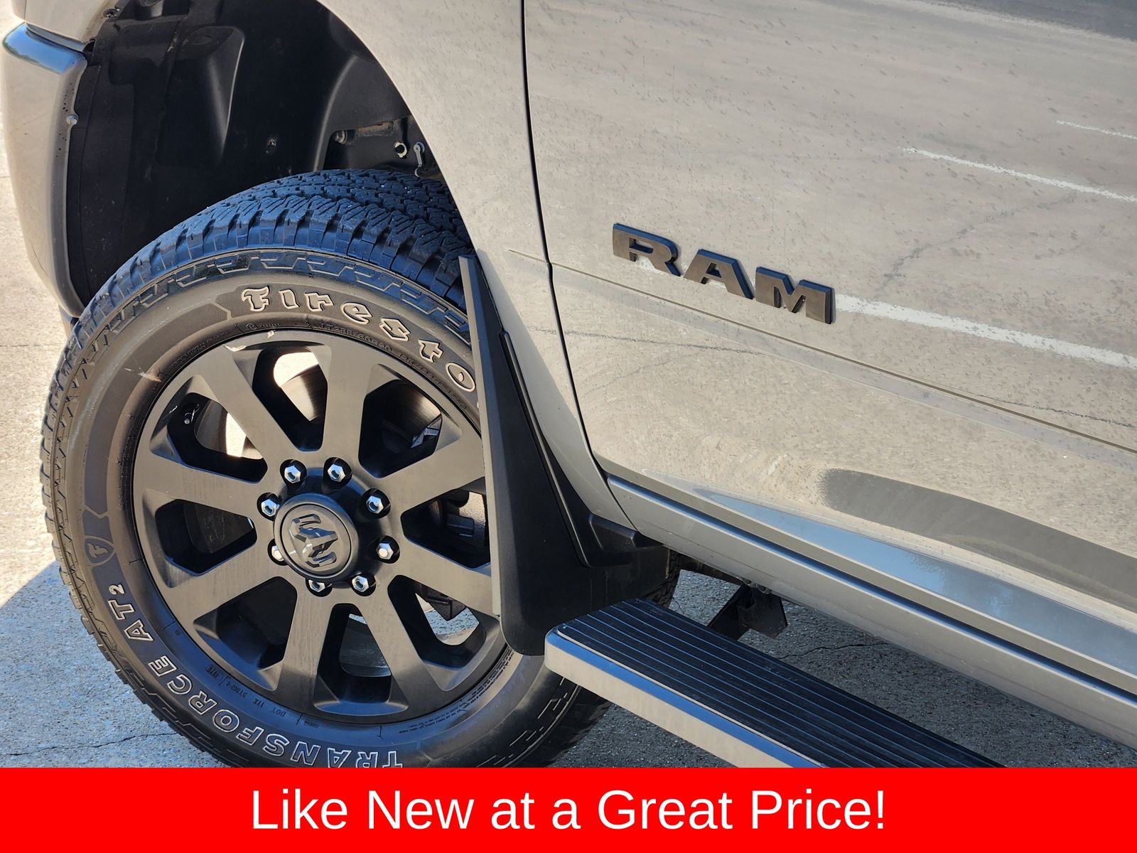 Used 2026 Ceramic Gray Clearcoat Ram Laramie image 17