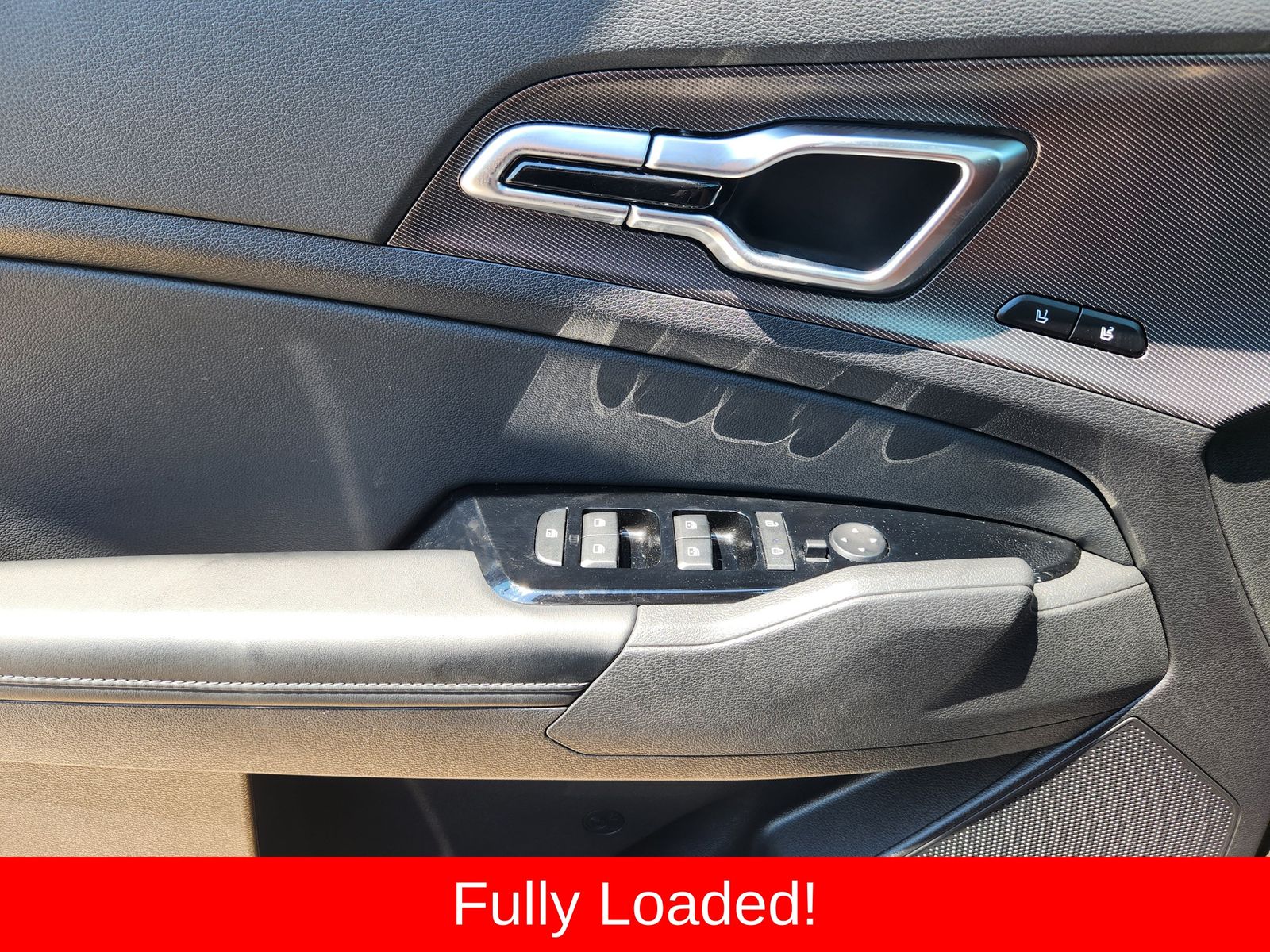 Used 2025 Fusion Black Kia SX-Prestige image 31
