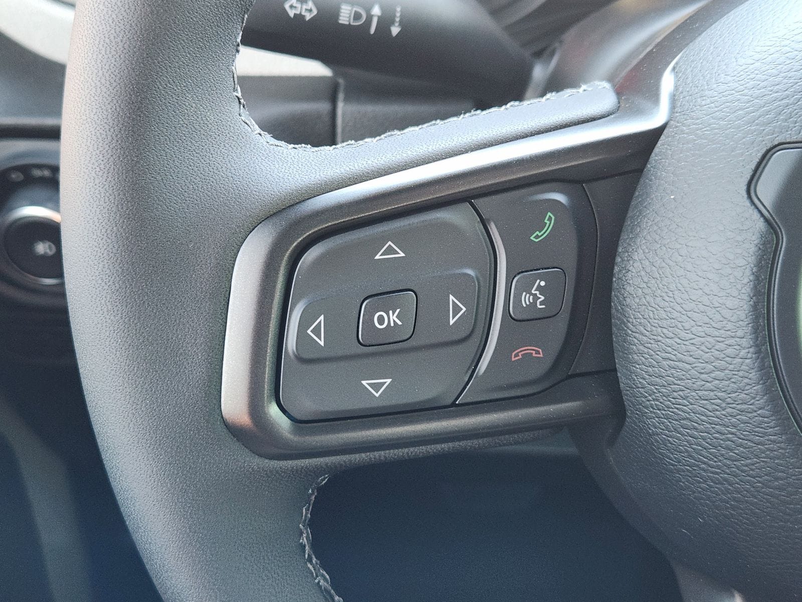 New 2026 41 Jeep 4-DOOR SPORT S image 34